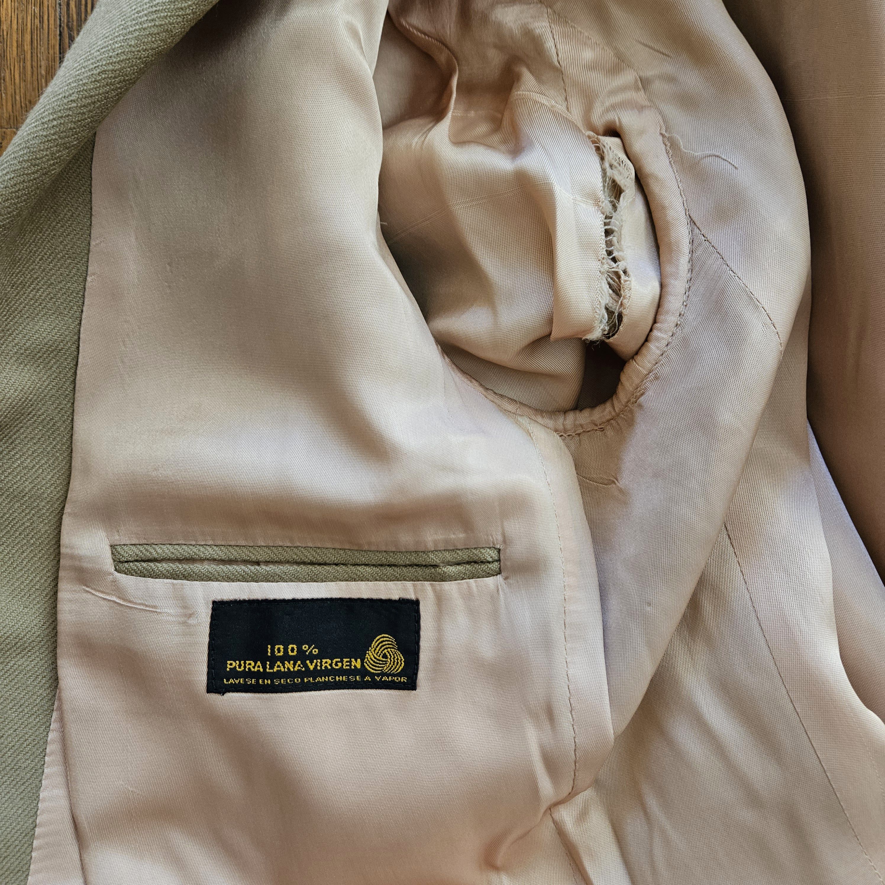 Givenchy Vintage Givenchy Double Breasted Camel Hair Cream Blazer Size US S / EU 44-46 / 1 - 5 Thumbnail