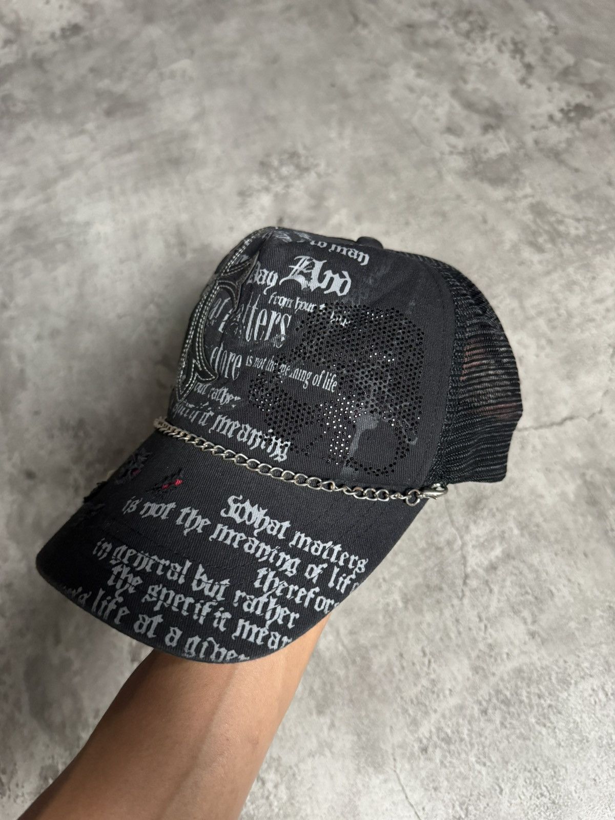 Japanese Brand DISTRESSED TRUCKER HAT CROSS & SKULL LOGO Size ONE SIZE - 6 Thumbnail