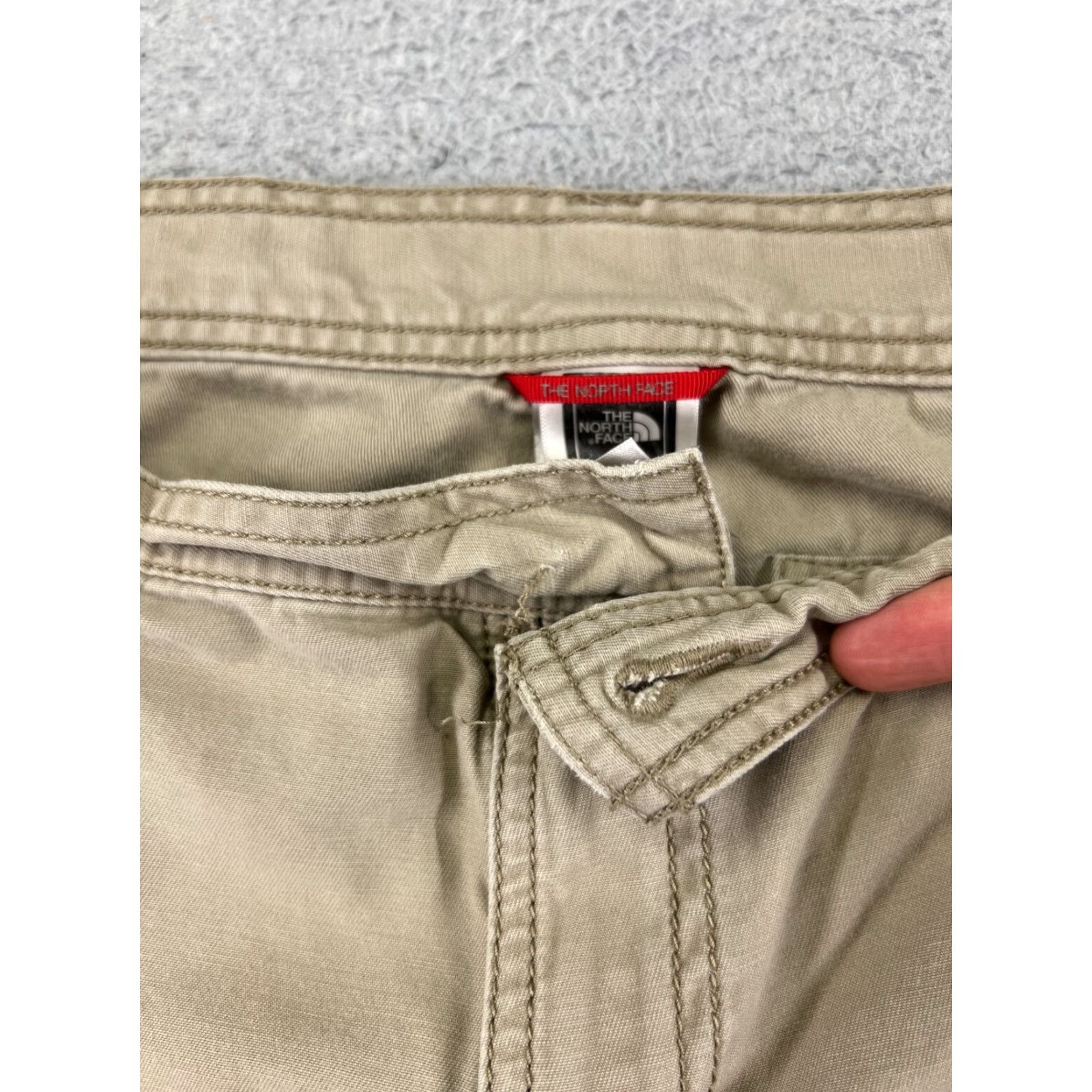 The North Face The North Face Shorts Mens 36 Beige 100% Cotton Cargo Hiking Camping READ Size US 36 / EU 52 - 7 Thumbnail