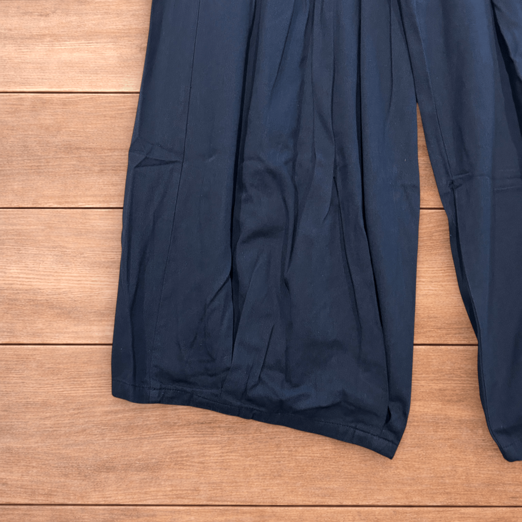 Japanese Brand Super baggy wide leg parachute trousers in dark blue wash. Size US 36 / EU 52 - 4 Thumbnail