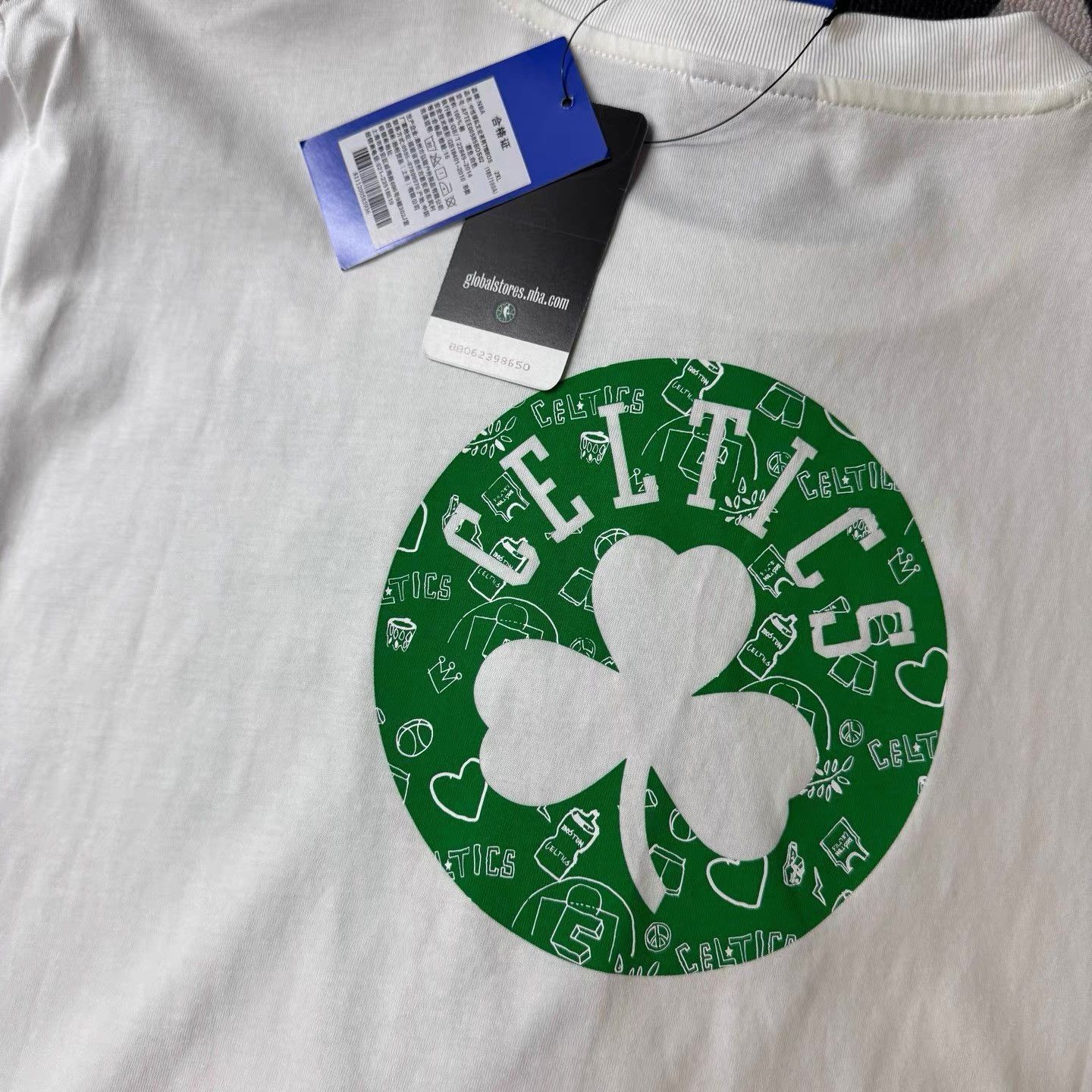 NBA NBA Boston Celtics White & Green Short Sleeve T-shirt Q10 Size US XXL / EU 58 / 5 - 4 Thumbnail