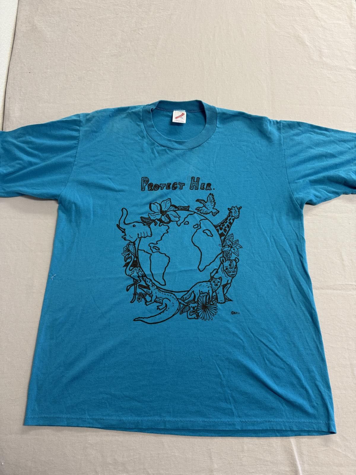 Jerzees Vintage Mother Nature T-shirt Protect Her Planet Earth XL Size US XL / EU 56 / 4 - 1 Thumbnail