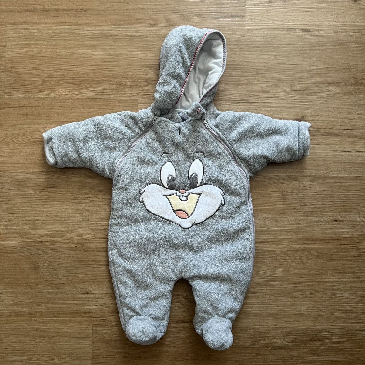 Other Rare Bugs Bunny Looney Tunes Baby Romper Onesie Size ONE SIZE - 1 Thumbnail