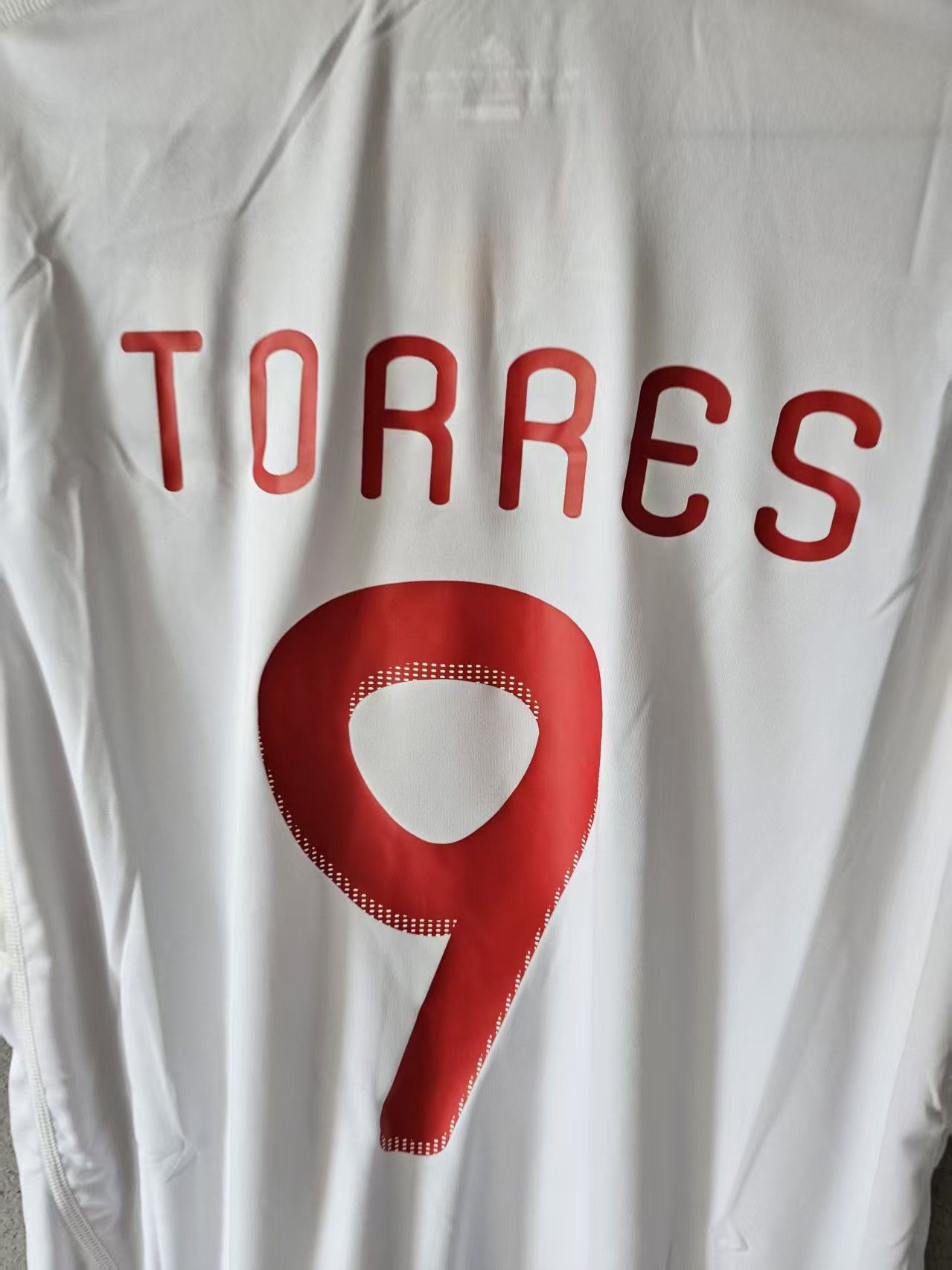 Other 2011 2012 Spain #9 Torres Jersey White Size US S / EU 44-46 / 1 - 3 Thumbnail