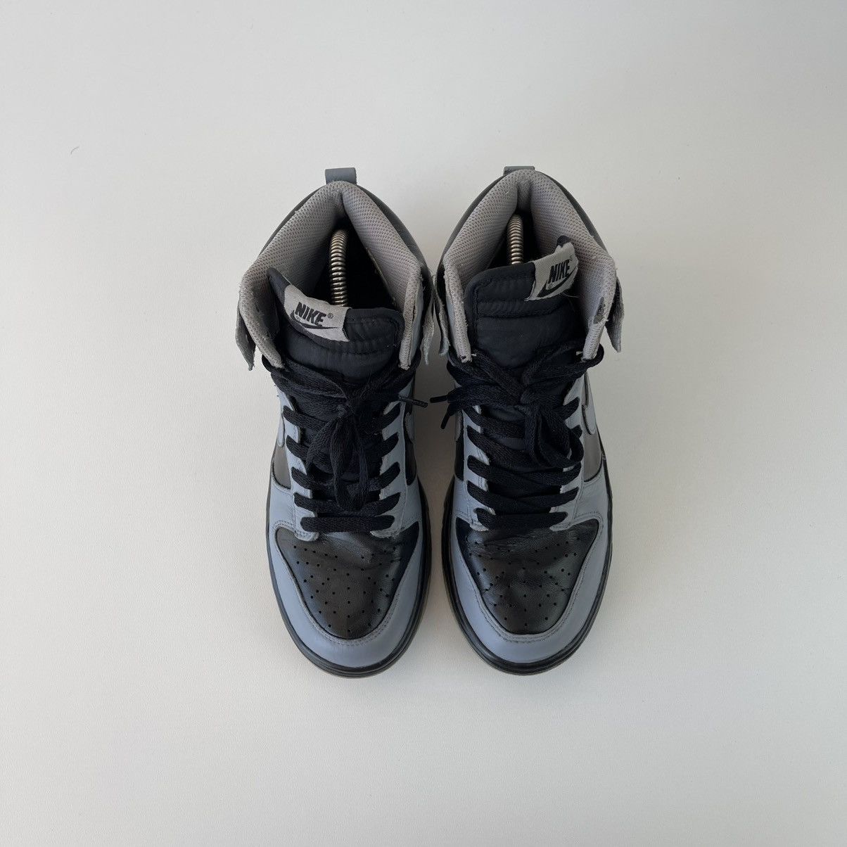 Nike Nike Dunk High 2011 Hi-Top Vintage Shoes Black Medium Grey Size US 7 / EU 40 - 5 Thumbnail