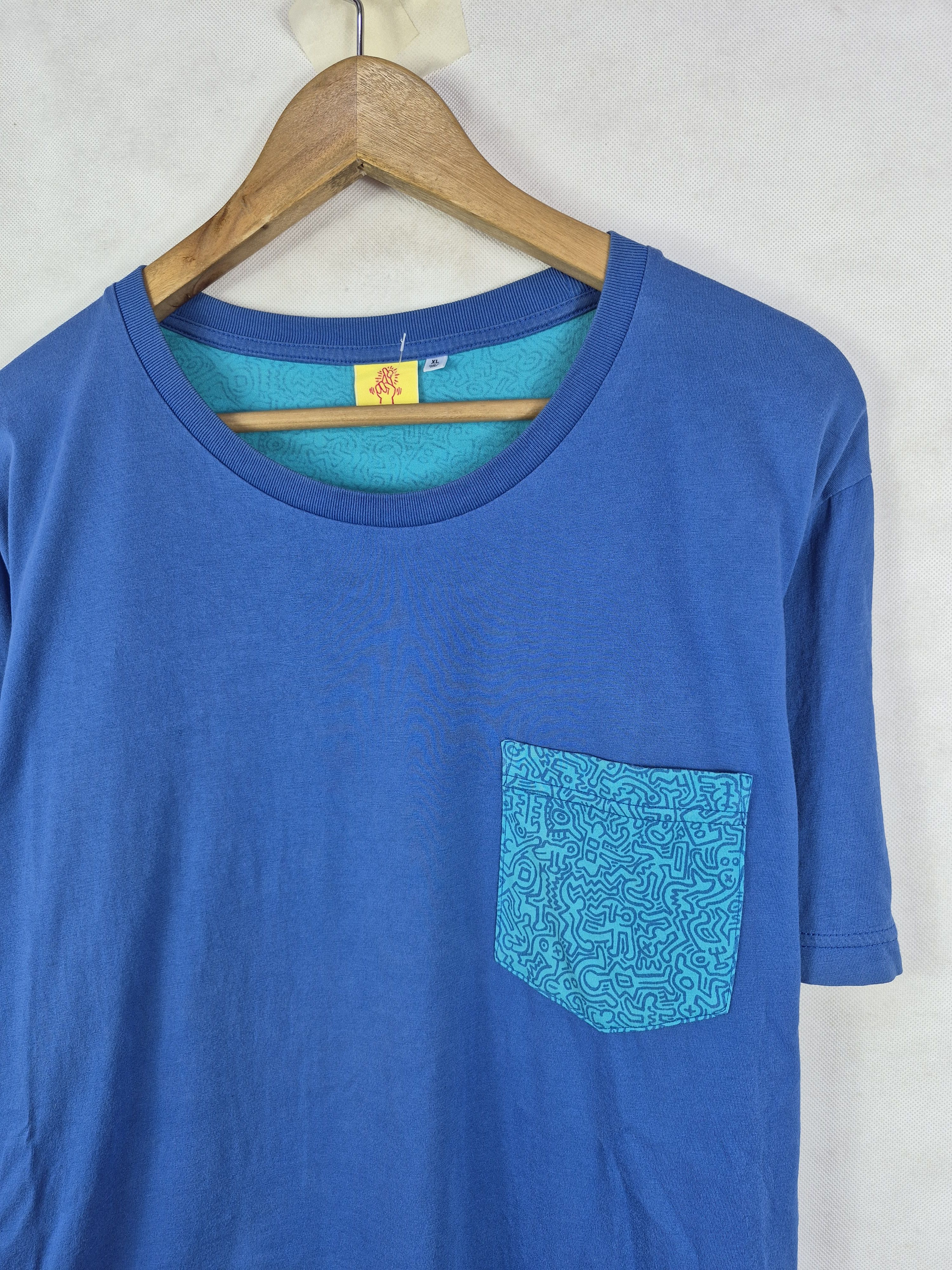 Keith Haring 🔥 Keith Haring Uniqlo Pocket Tee Pop Art Size US XL / EU 56 / 4 - 3 Thumbnail