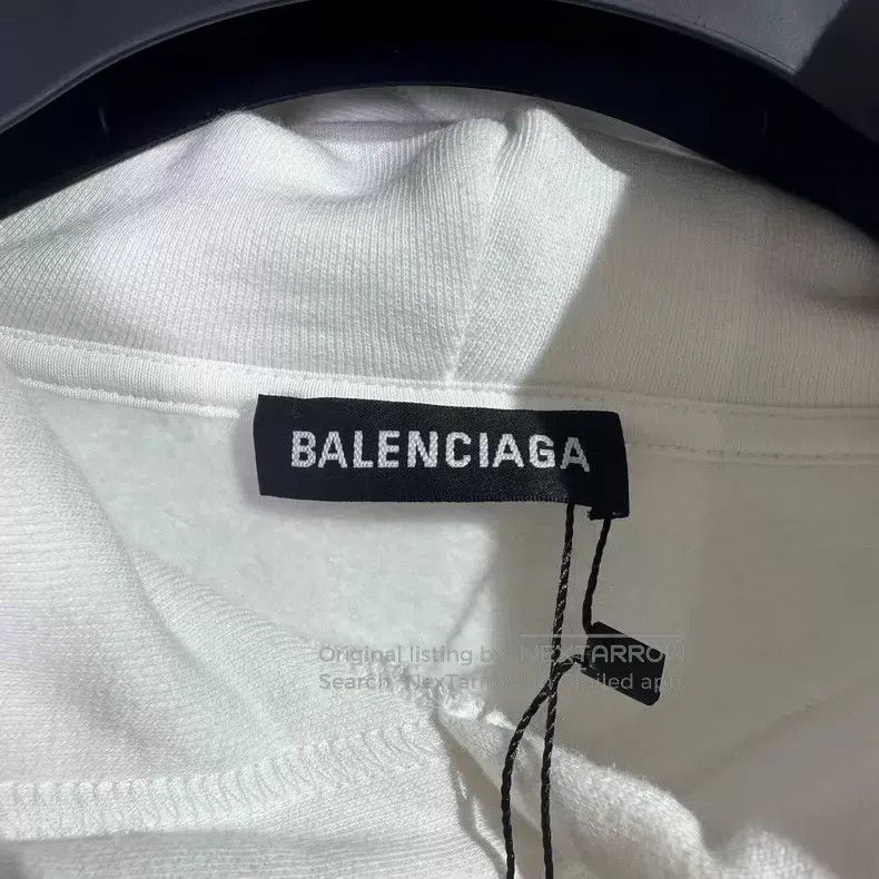 Balenciaga Balenciaga Paris Crown Wheat White Sweatshirt Size US XS / EU 42 / 0 - 4 Thumbnail