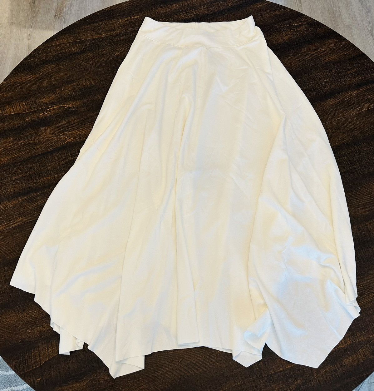 Other NWT Lilla P White Midi Skirt-Size Small/Stretchy Waist*Marks Size 25" / US 0 / IT 36 - 1 Thumbnail