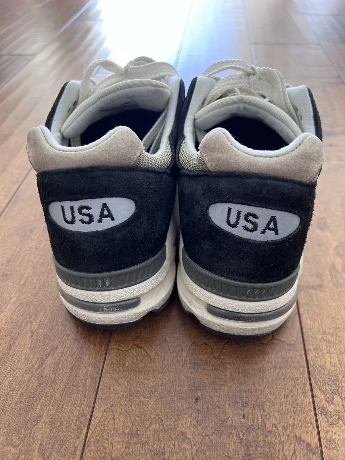 New Balance New Balance 990v2 MiUSA Teddy Santis Black True Camo 10.5 Size US 10.5 / EU 43-44 - 8 Thumbnail