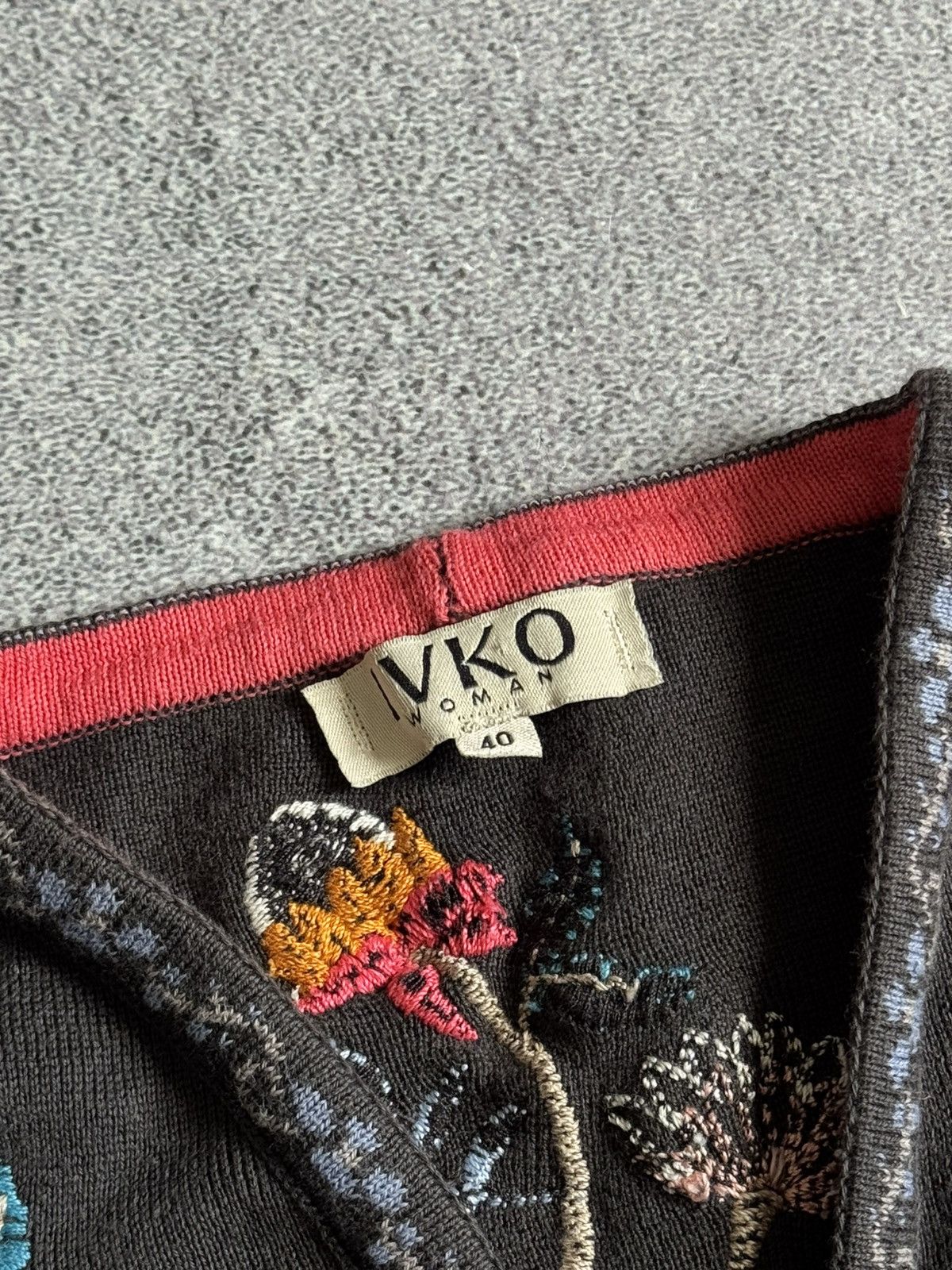 Dale Of Norway Ivko 40 all printed flowers 🌺 Cardigan sweater knit button Size S / US 4 / IT 40 - 4 Thumbnail