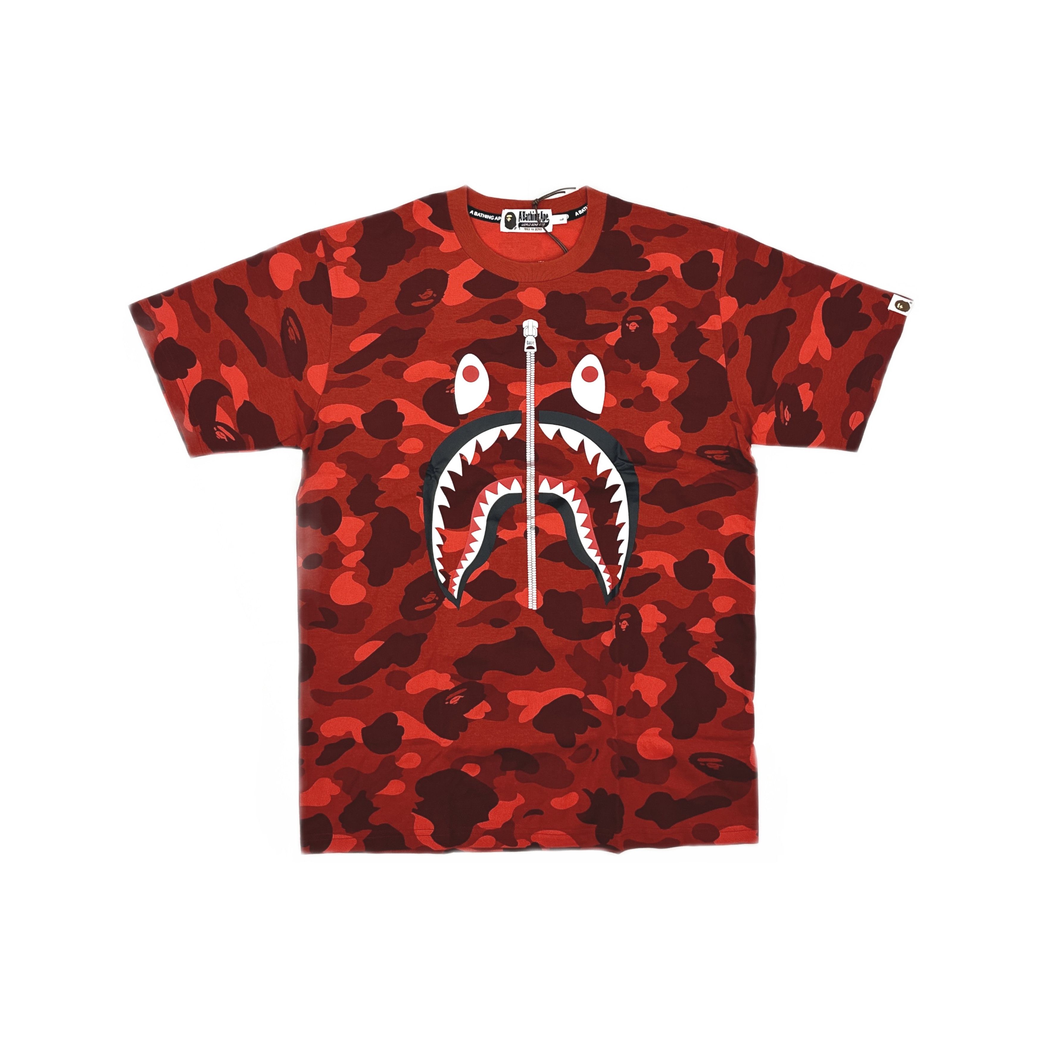 Bape A BATHING APE Red Camo Shark T-Shirt Size L Size US L / EU 52-54 / 3 - 1 Thumbnail