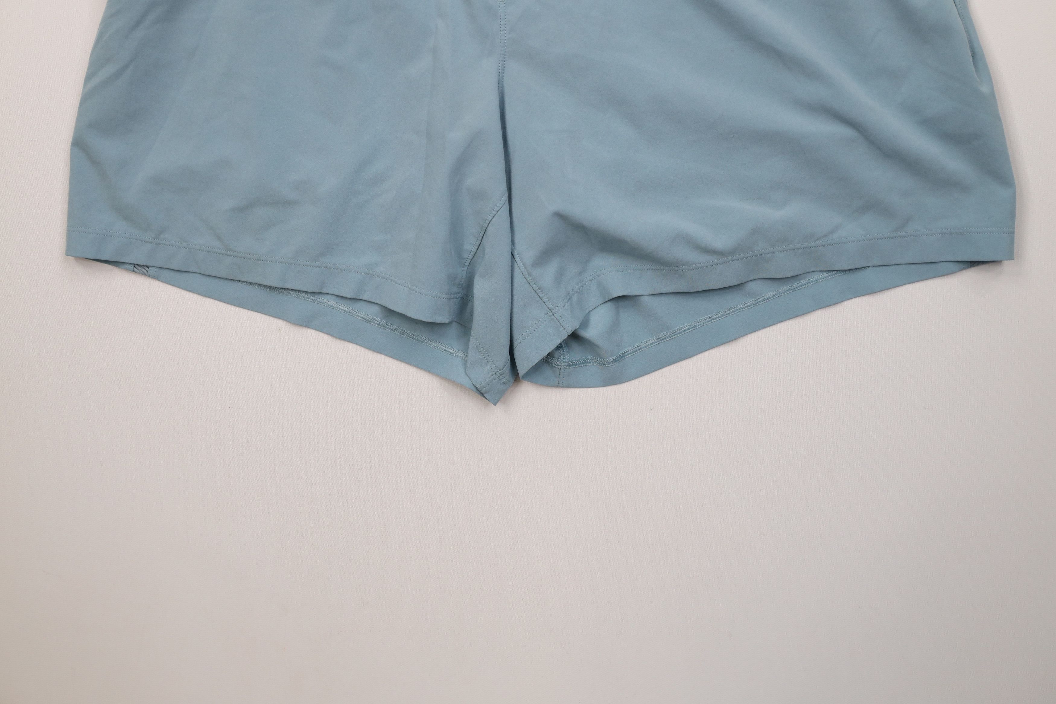 Lululemon Lululemon Pacebreaker Gym Running Jogging Shorts Light Blue Size US 34 / EU 50 - 4 Thumbnail