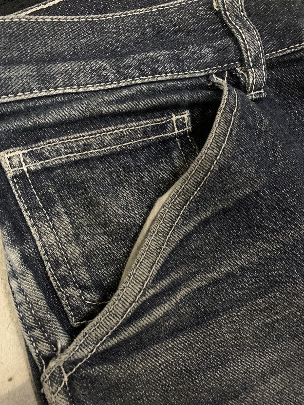 GU × Undercover Vintage Japanese Brand GU Faded Baggy Loose Ripped Jeans Size US 30 / EU 46 - 6 Thumbnail