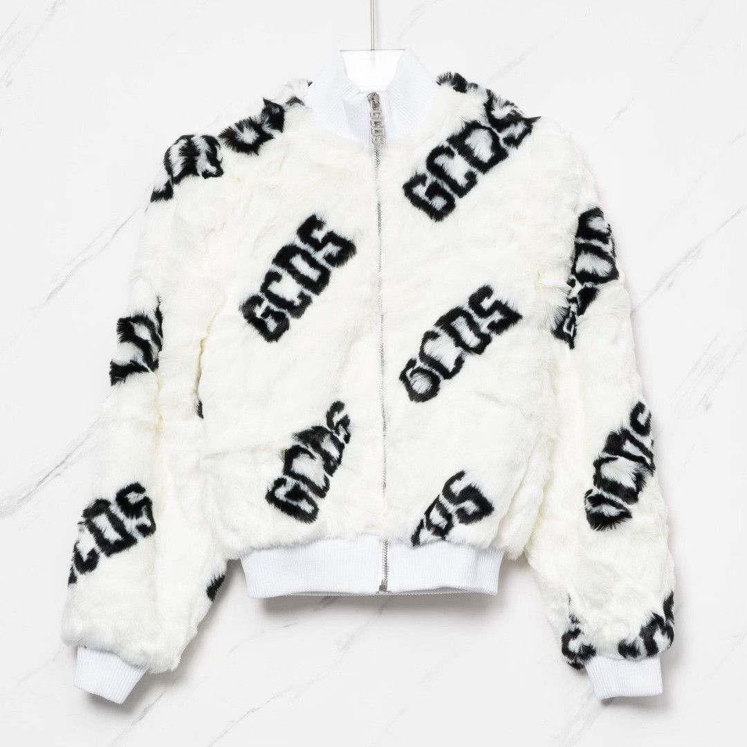 GCDS GCDS Women's All-over Logo Fur Coat Size M / US 6-8 / IT 42-44 - 1 Thumbnail