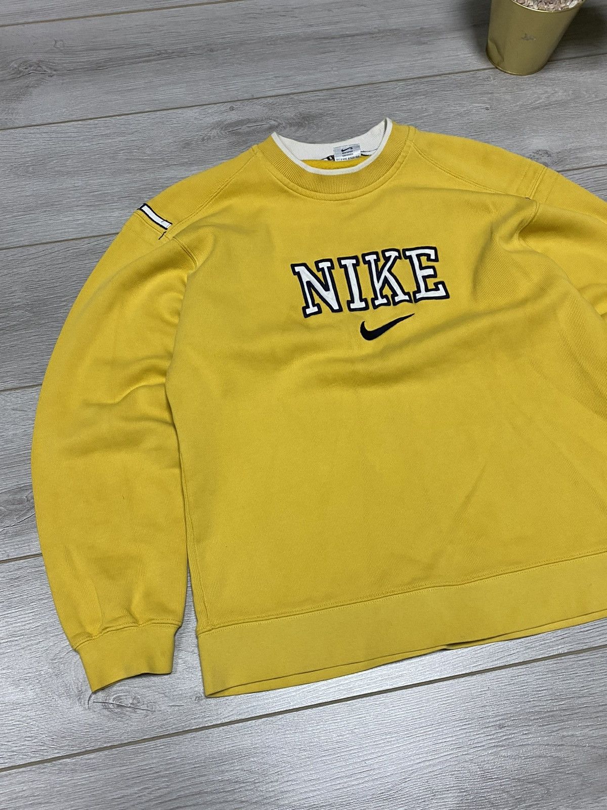 Nike Nike vintage spell out big swoosh sweatshirt Size US M / EU 48-50 / 2 - 5 Thumbnail