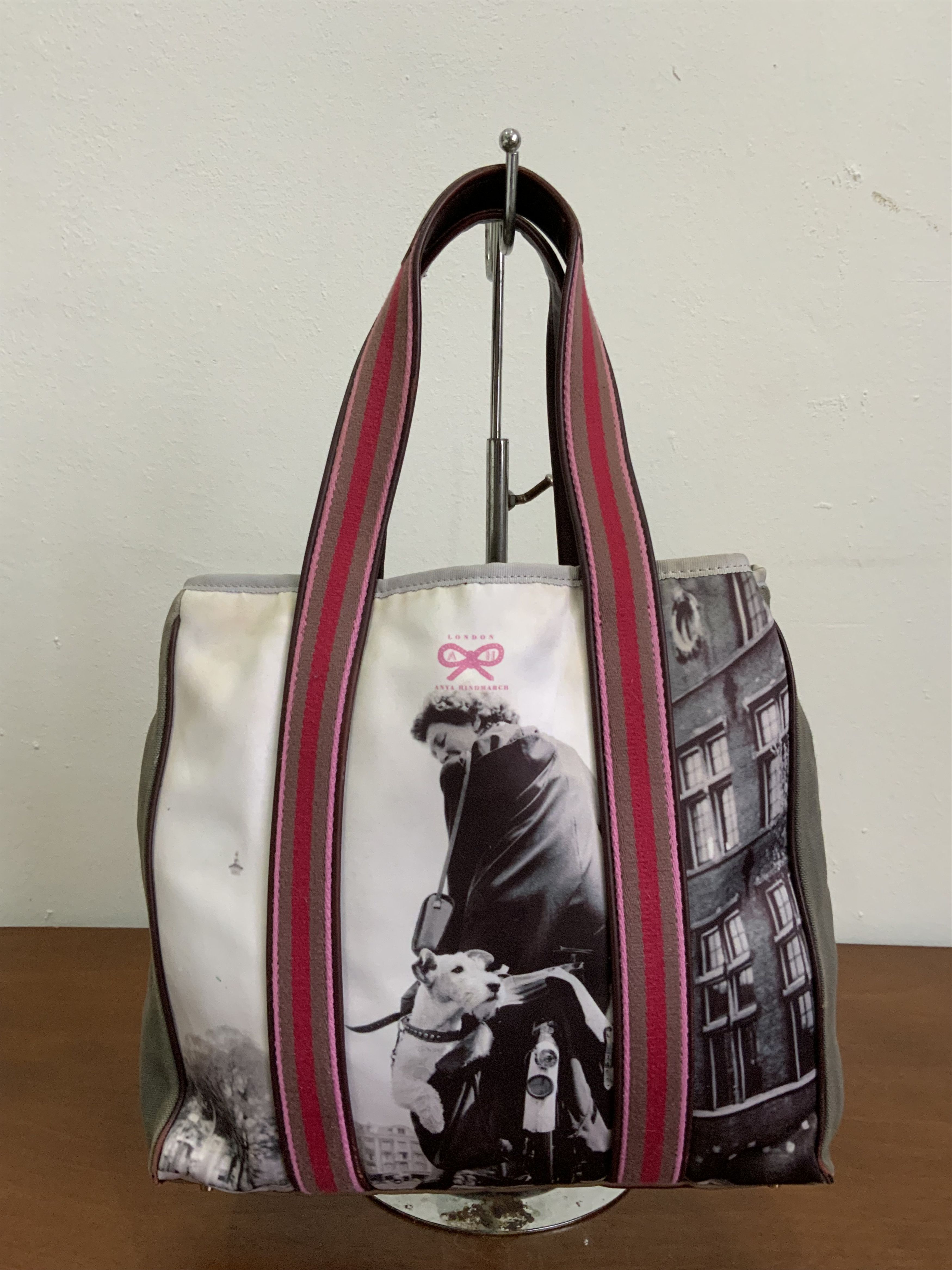 If Six Was Nine Anya Handmarch London Leather Tote Bag Size ONE SIZE - 1 Thumbnail