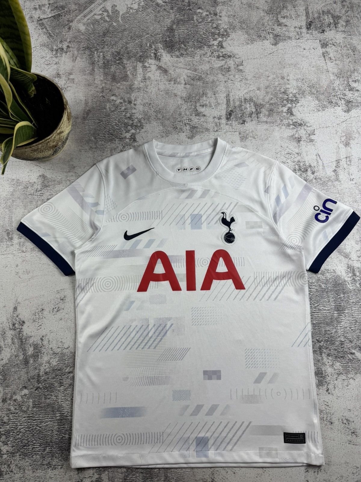 Nike Tottenham Hotspur 2022/2023/2024 Nike White Soccer Football T Shirt Jersey Kit Size US M / EU 48-50 / 2 - 4 Thumbnail