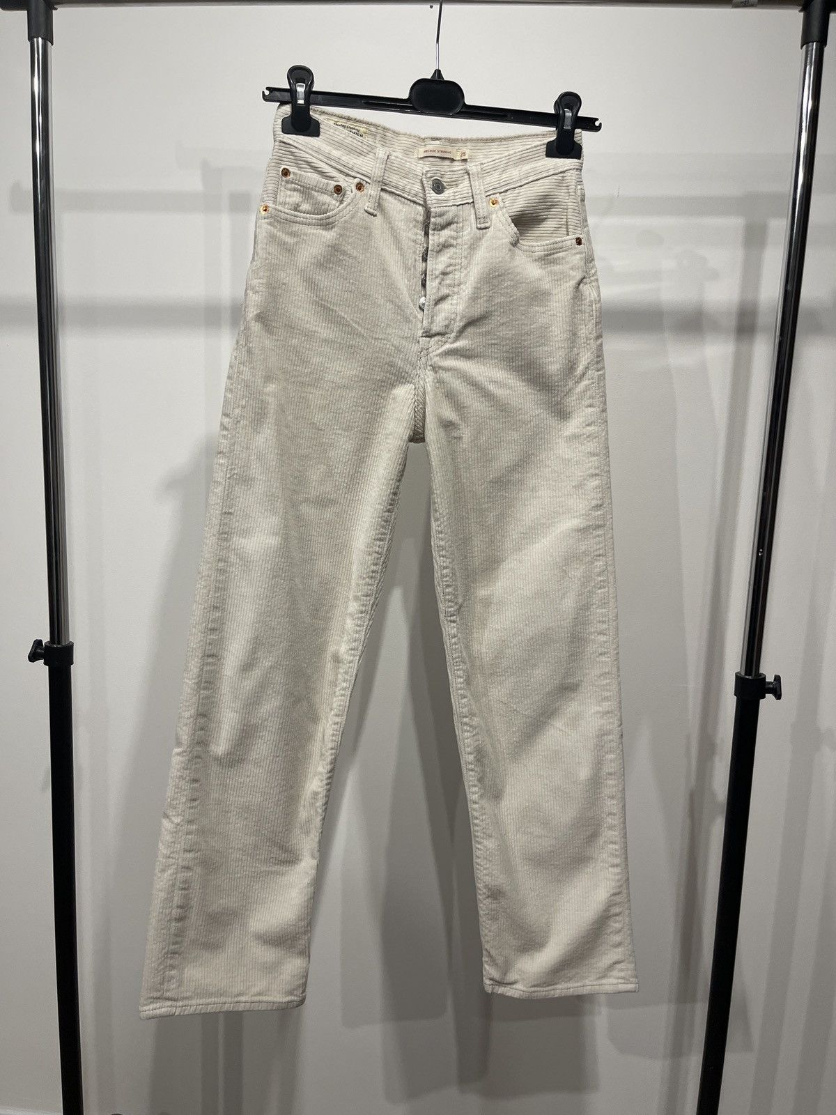 Levi's Levi’s premium corduroy pants rib cage straight W25 Size 25" / US 0 / IT 36 - 1 Thumbnail