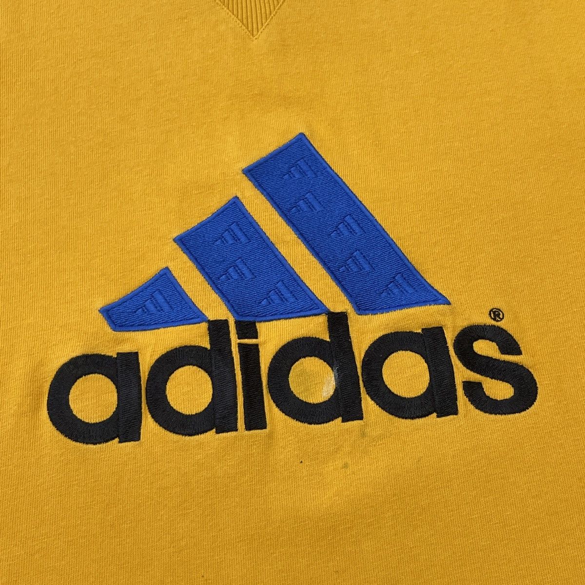 Adidas × Vintage Vintage Adidas T-Shirt Size M Size US M / EU 48-50 / 2 - 10 Thumbnail
