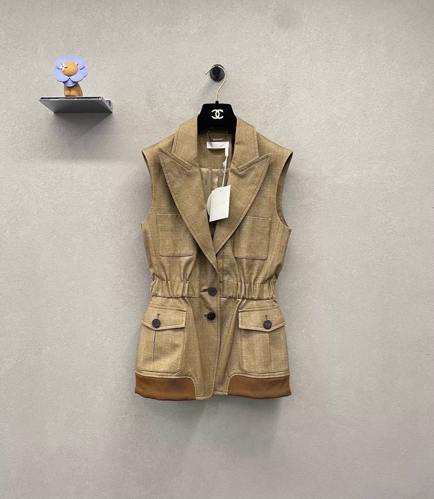 Chloe Chloe khaki sleeveless short jacket vintage fitted Size XS / US 0-2 / IT 36-38 - 1 Thumbnail