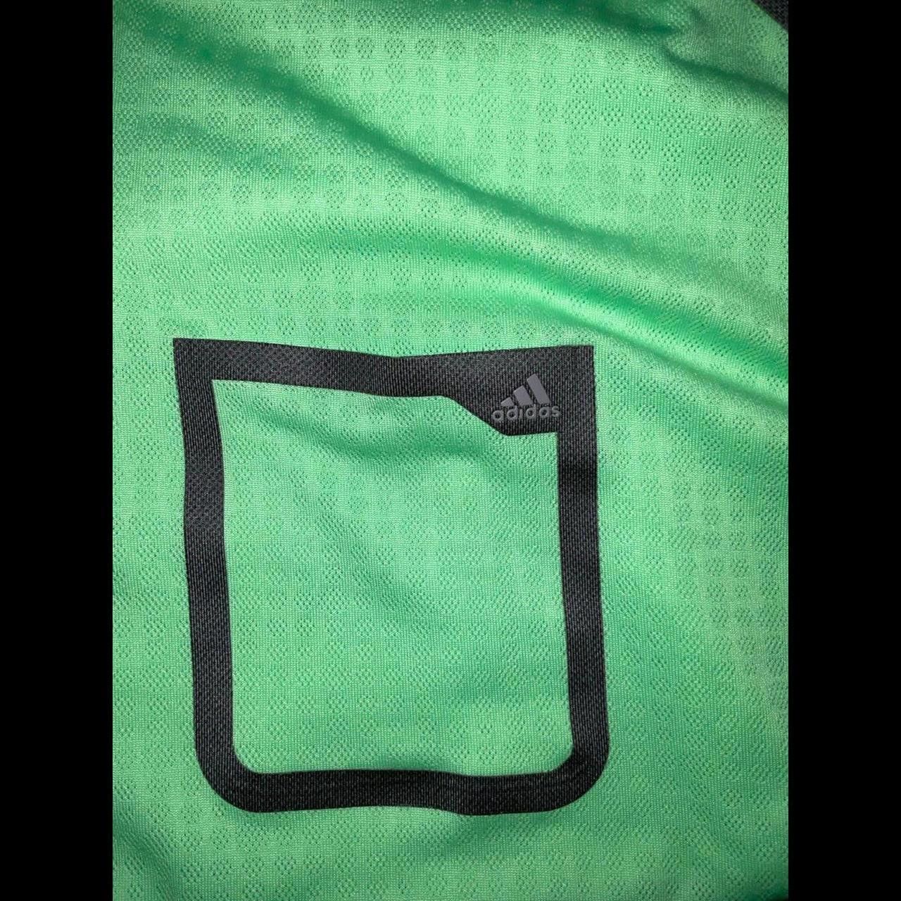Adidas Mens Used Size Xxl 2xl 65bb Size US XXL / EU 58 / 5 - 2 Thumbnail