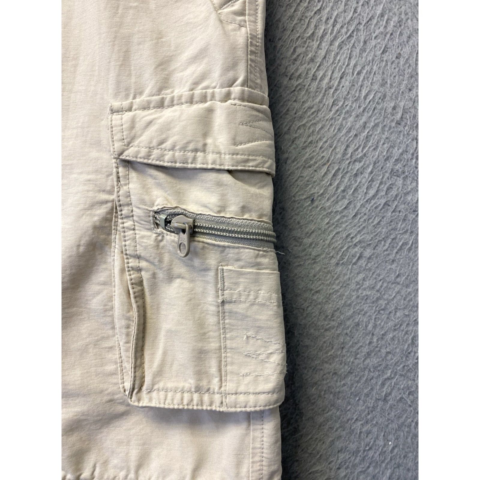 Vintage Columbia Cargo Shorts Men Medium Khaki Tan 34-97 Belted Pockets Outdoor Hiking Size US 31 - 4 Thumbnail
