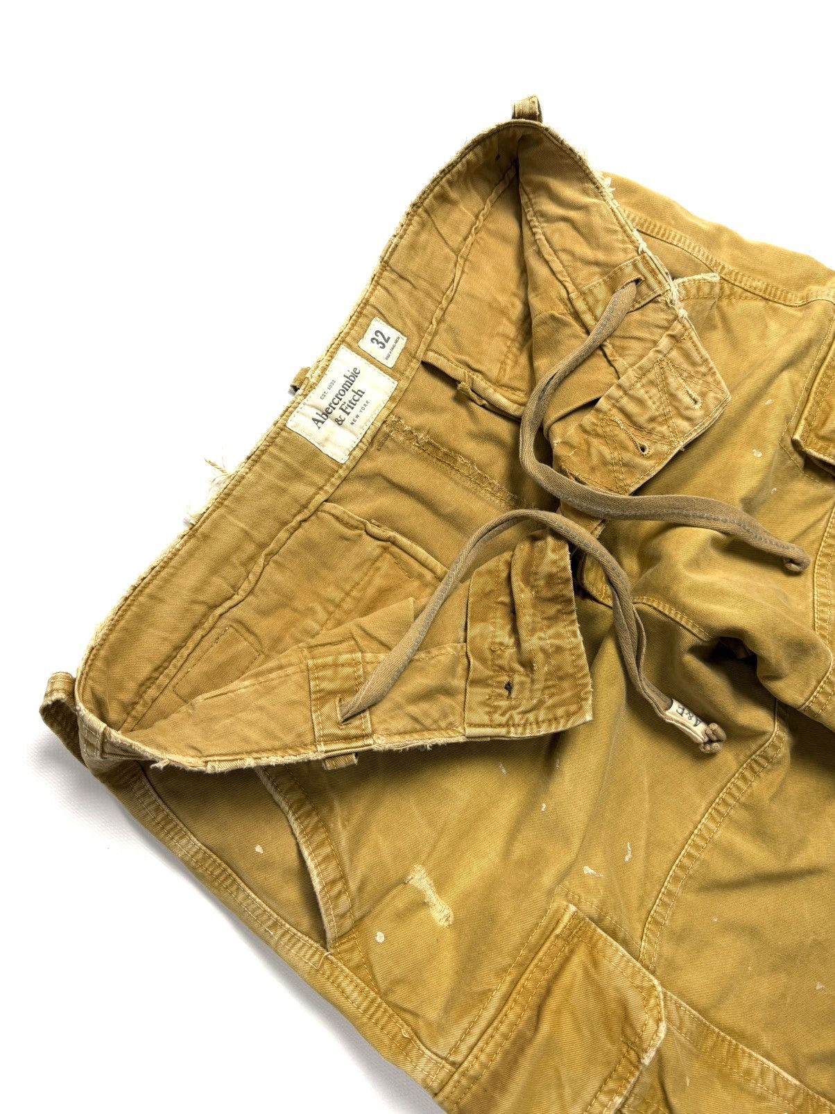 Abercrombie & Fitch Abercrombie & Fitch Vintage Paint Distress Cargo Shorts Y2K Size US 32 / EU 48 - 5 Thumbnail