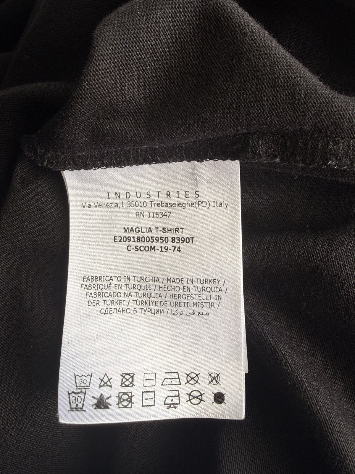 Moncler Moncler Tshirt Size US XL / EU 56 / 4 - 7 Thumbnail