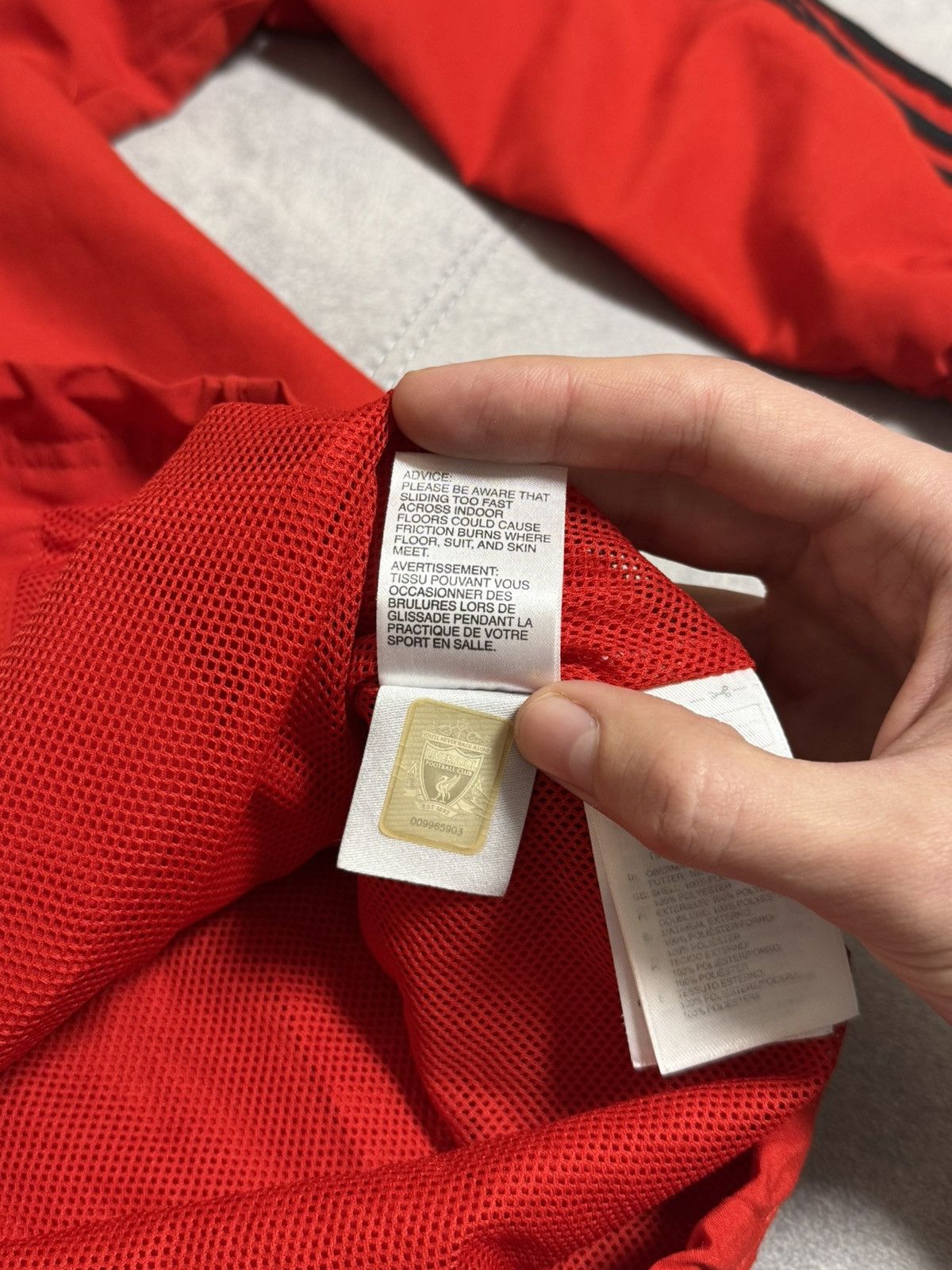 Adidas × Vintage Vintage Adidas Liverpool 2010 red jacket windbreaker Size US S / EU 44-46 / 1 - 14 Thumbnail