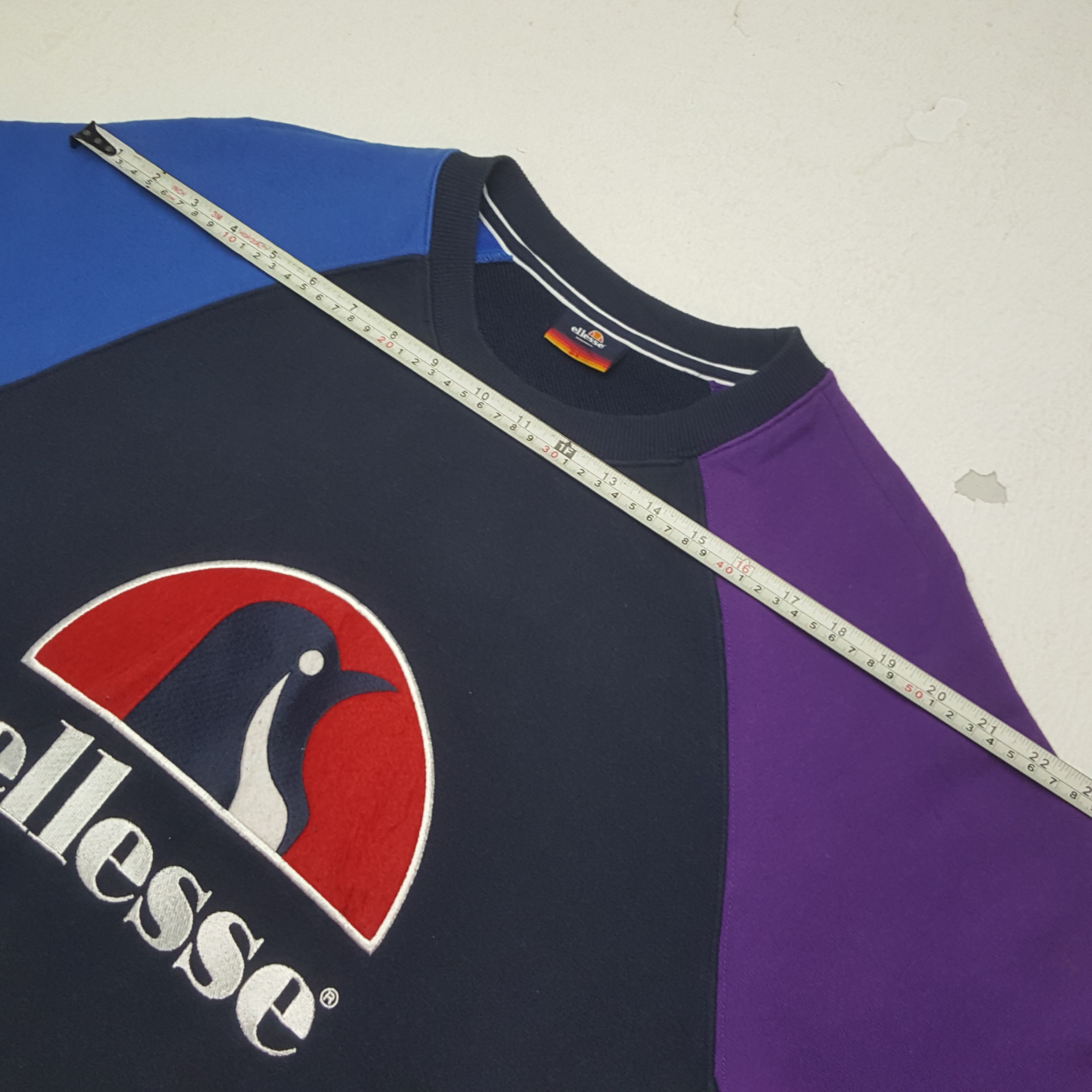Ellesse × Vintage Vintage Ellese Italian Brand Center Logo Sweatshirt Size US L / EU 52-54 / 3 - 5 Thumbnail