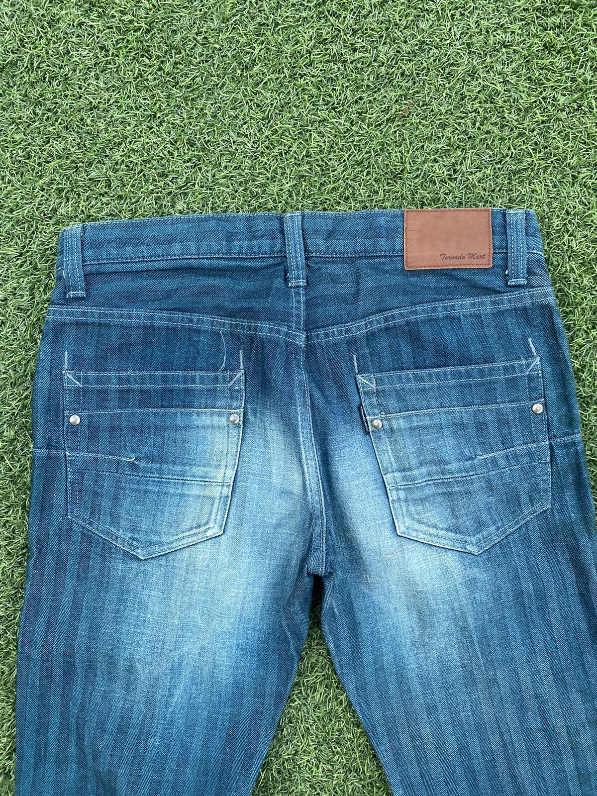 Tornado Mart TORNADO MART STRIPE FLARED JEANS 💥 Size US 29 - 6 Thumbnail