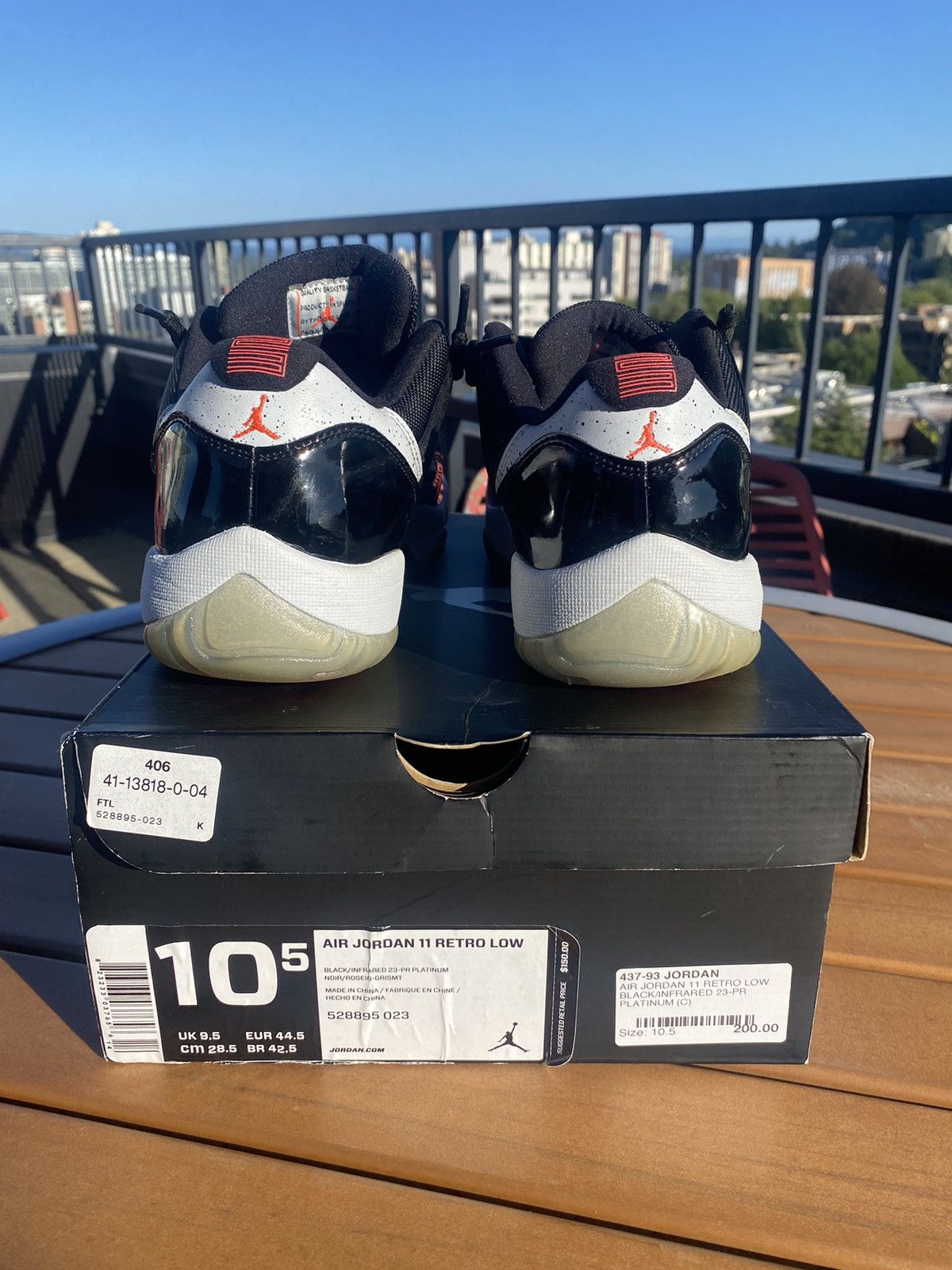 JORDAN 11 INFRARED