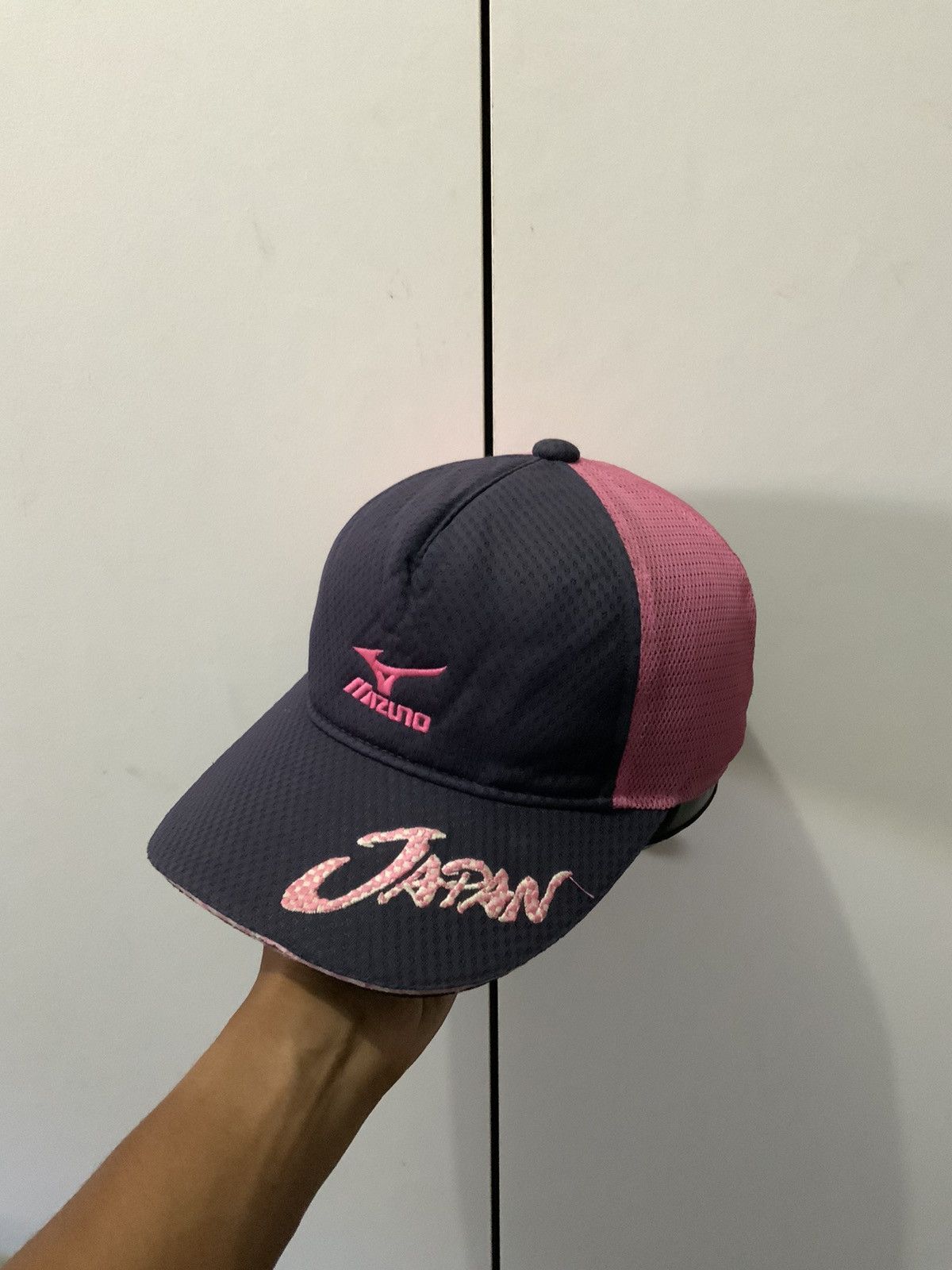 Japanese Brand Mizuno Japan Pink Trucker Hat Size ONE SIZE - 1 Thumbnail