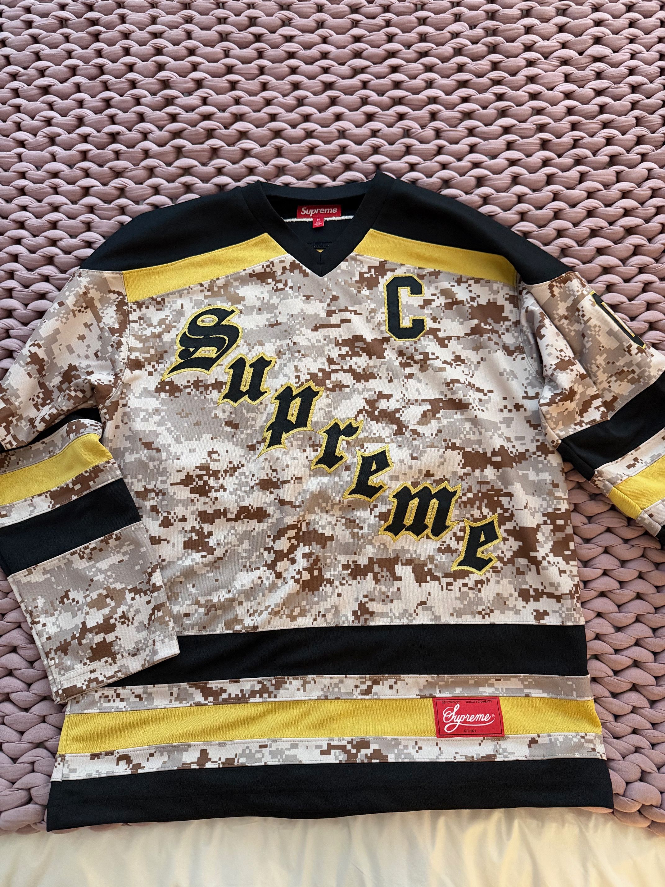Supreme Supreme Camo Hockey Jersey - Size Medium Size US M / EU 48-50 / 2 - 2 Thumbnail