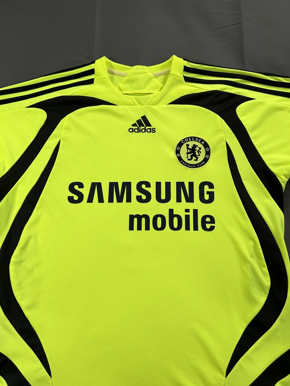 Adidas Adidas Chelsea 2007/08 Away Jersey Essien #5 Size US M / EU 48-50 / 2 - 3 Thumbnail