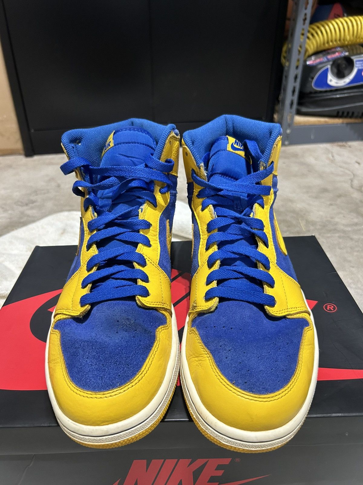 Jordan Brand Jordan One Retro High OG “Laney” Size US 12 / EU 45 - 1 Thumbnail