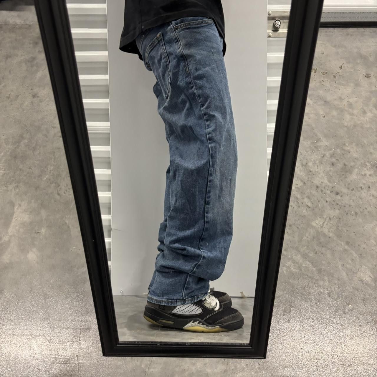Japanese Brand × Vintage Crazy Vintage Y2K/2000s Grunge Dark Wash Essential Denim Jeans! Size US 31 - 2 Thumbnail