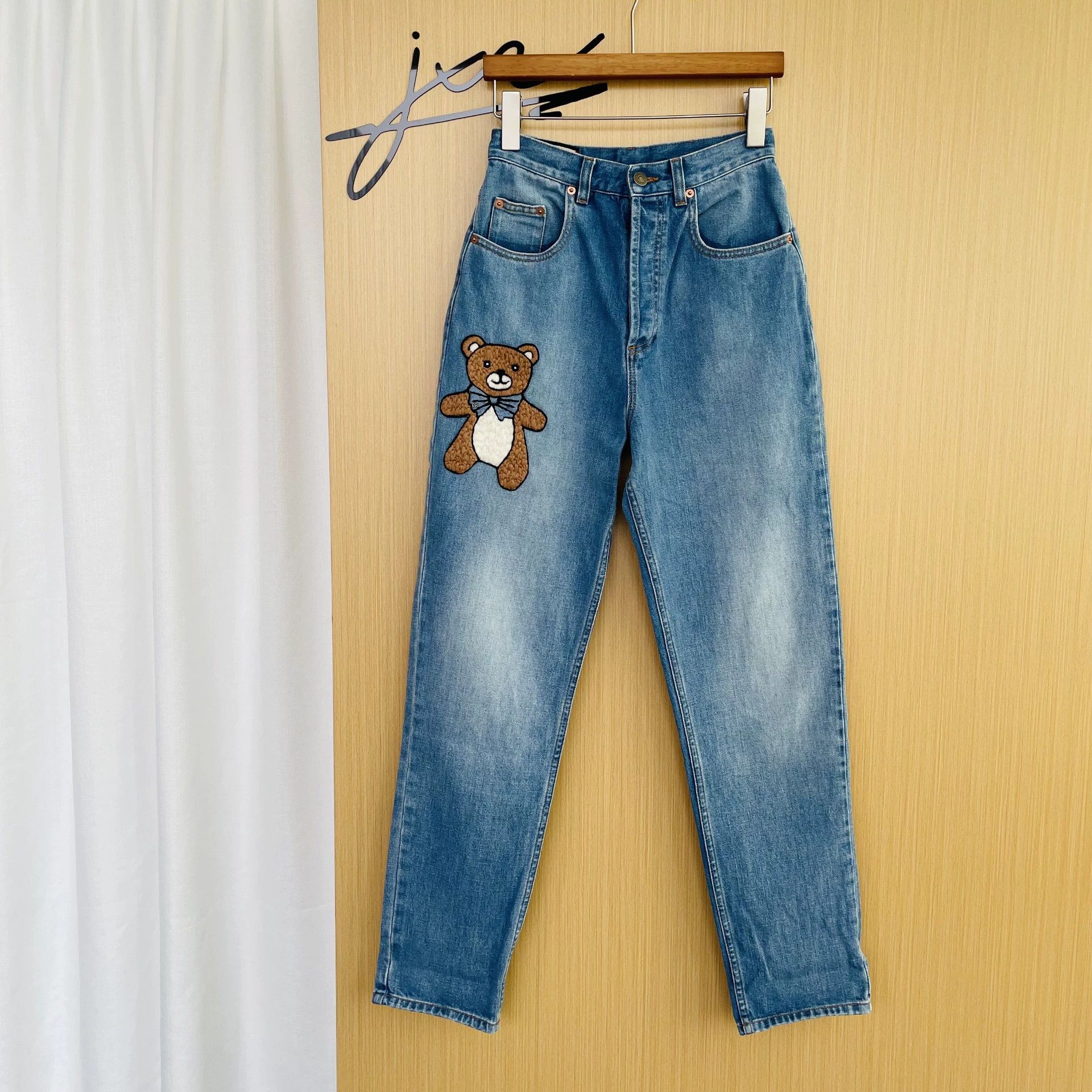 Gucci GUCCI Bear Print Mid-Rise Straight Jean 23W Denim Blue Size 23" - 1 Thumbnail