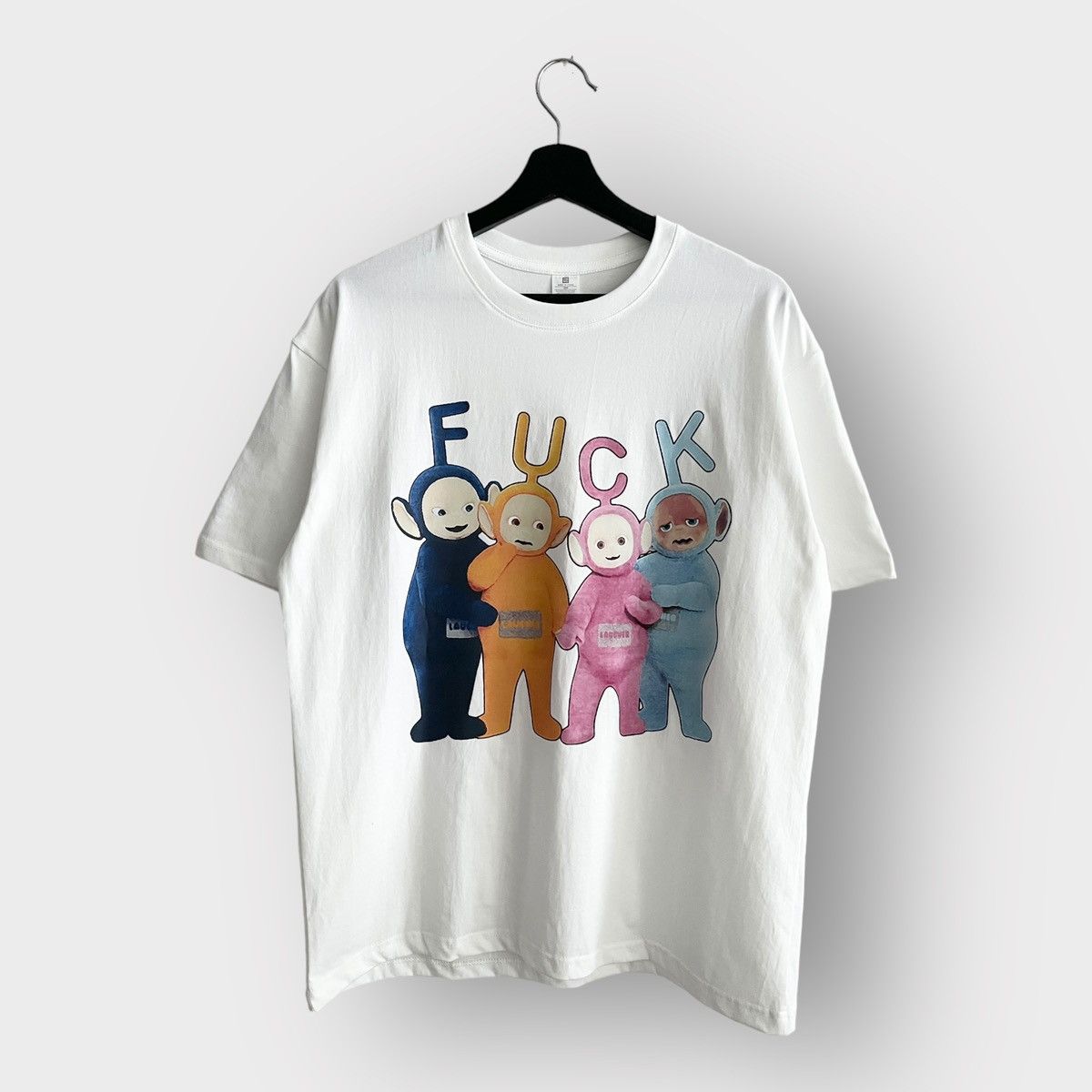 Japanese Brand STEAL! 2000s Teletubbies FUCK Family Characters Tee (L) Size US L / EU 52-54 / 3 - 1 Thumbnail