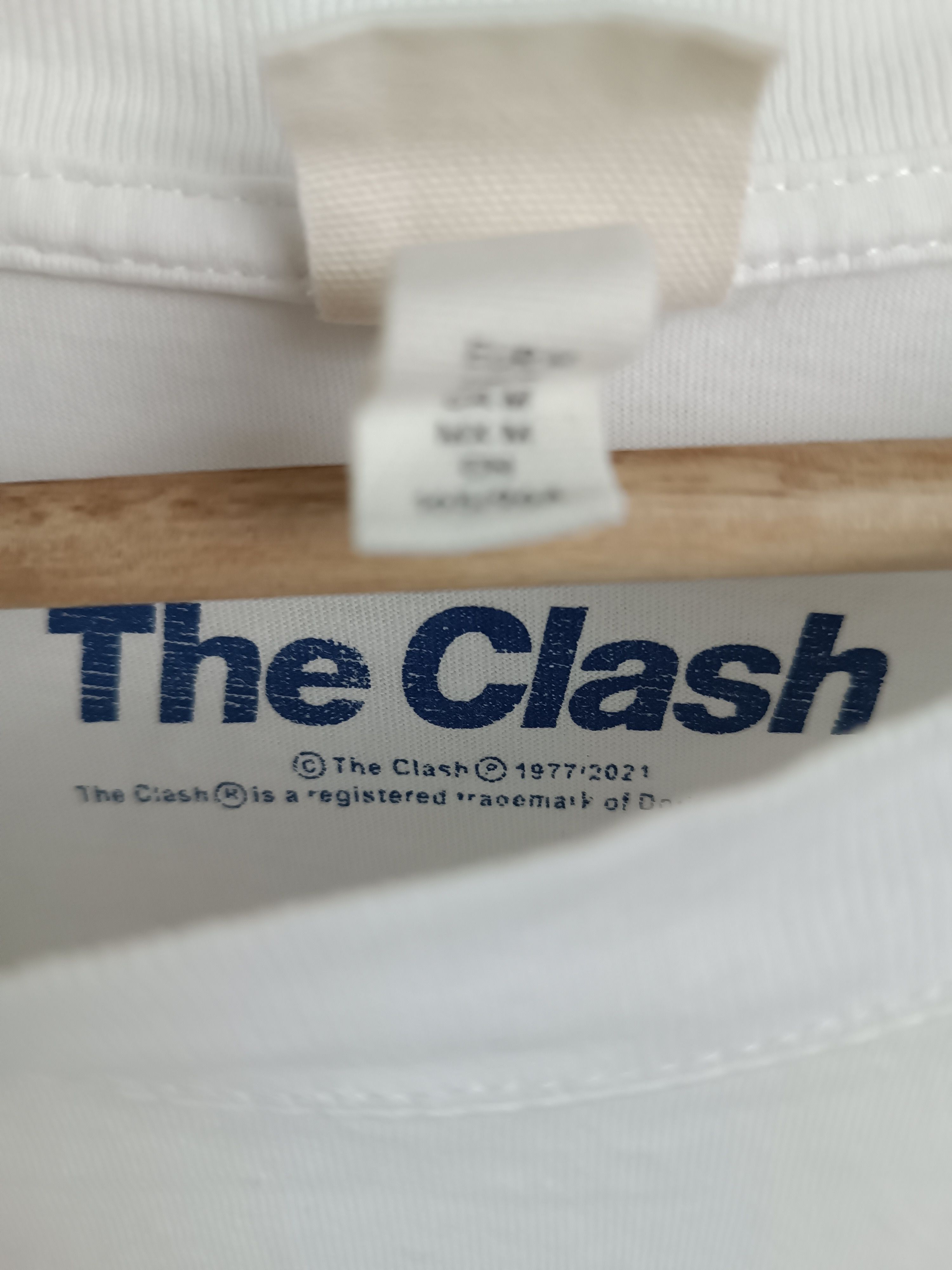 Band Tees VINTAGE THE CLASH LONDON CALLING BOXY PUNK PISTOLS CRAMPS 77 Size US L / EU 52-54 / 3 - 9 Thumbnail