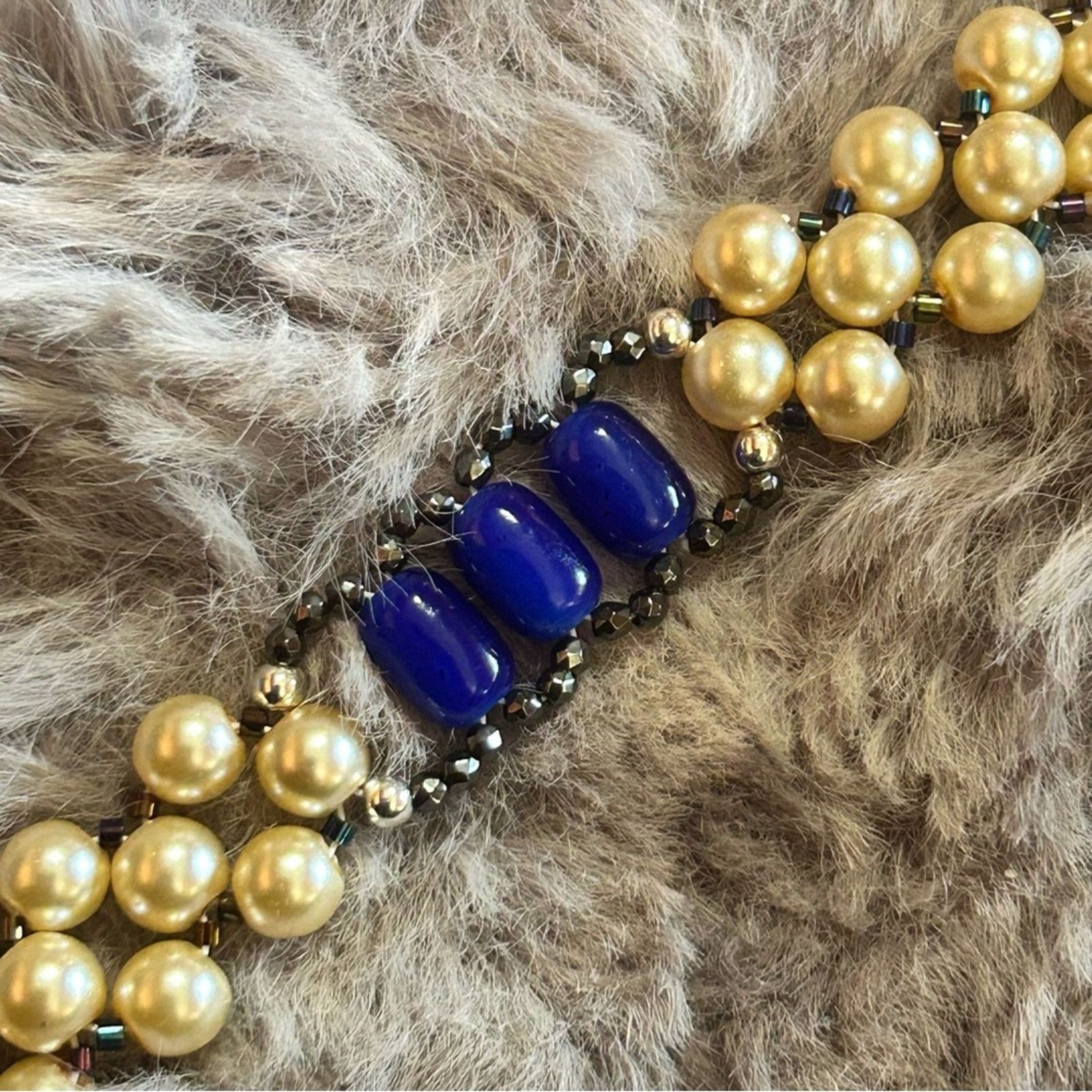 Handmade Handcrafted light champagne Czech glass pearl bracelet Size ONE SIZE - 9 Thumbnail