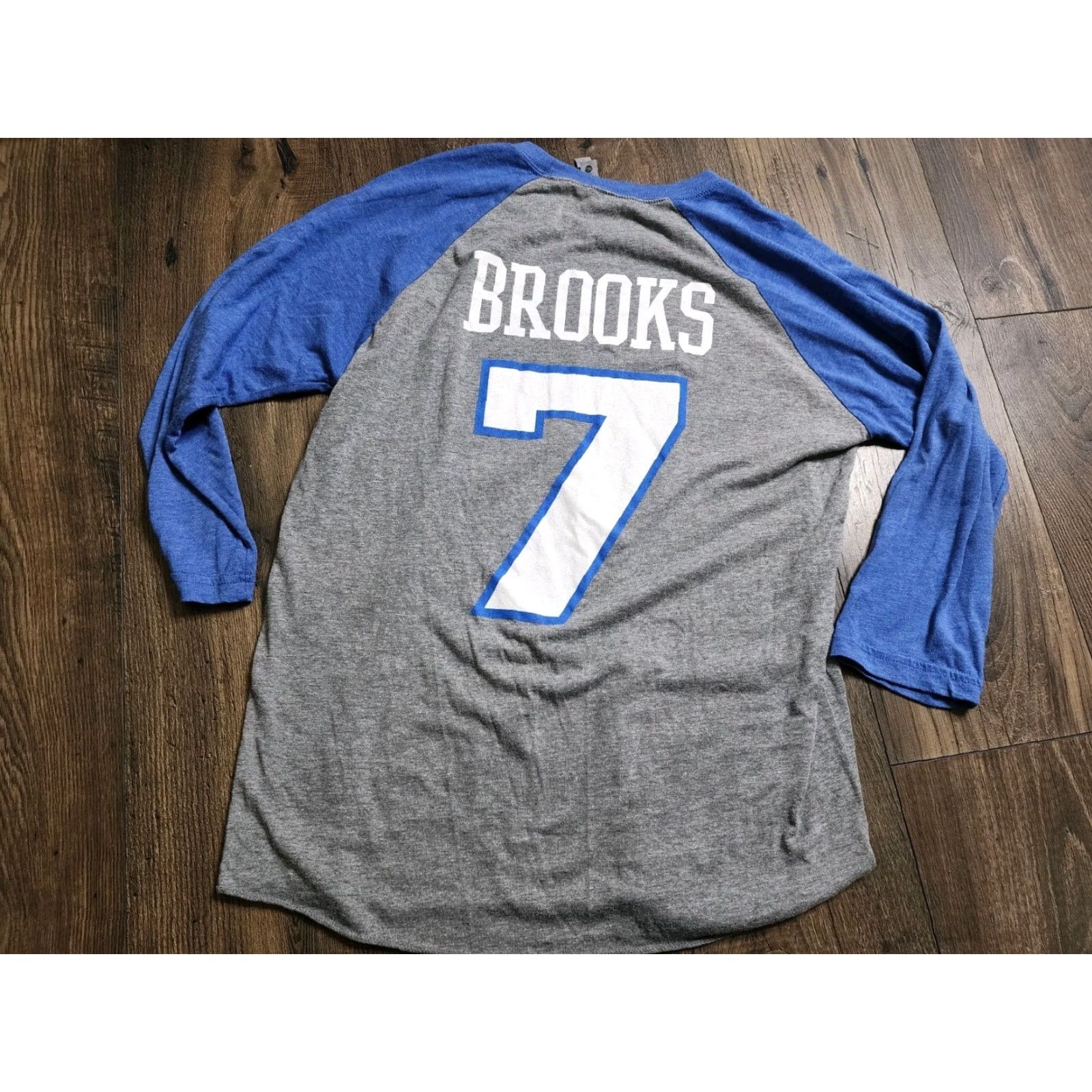 Next Level VINTAGE Garth Brooks Stadium Tour T-Shirt Unisex Adults Raglan 3/4 Sleeve Double-Sided Gray M Shirts Mens Size US M / EU 48-50 / 2 - 2 Thumbnail