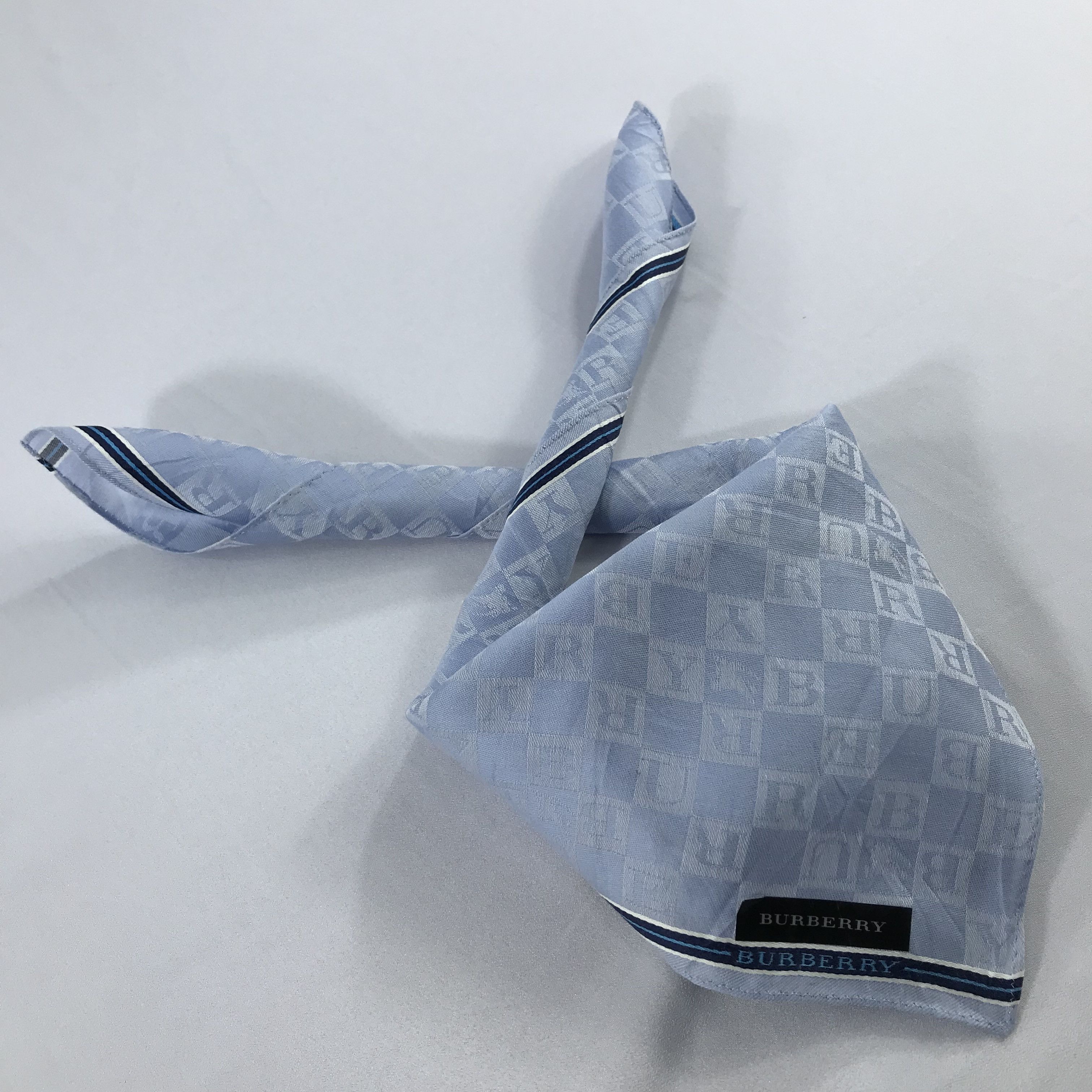 Burberry × Vintage Burberry Bandana / Handkerchief / Neckerchief - S2448 Size ONE SIZE - 4 Thumbnail