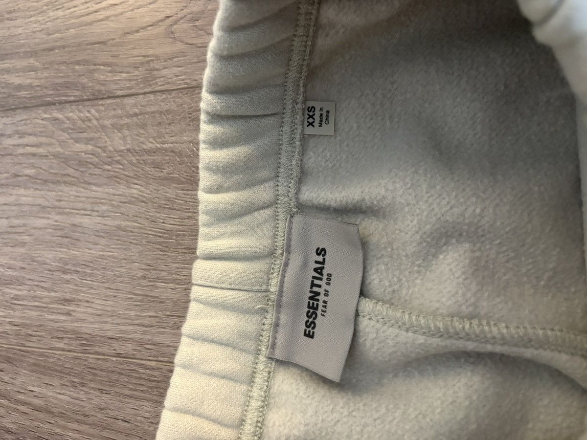 Essentials Fear of God Essentials Sweatpants Size US 28 / EU 44 - 4 Thumbnail