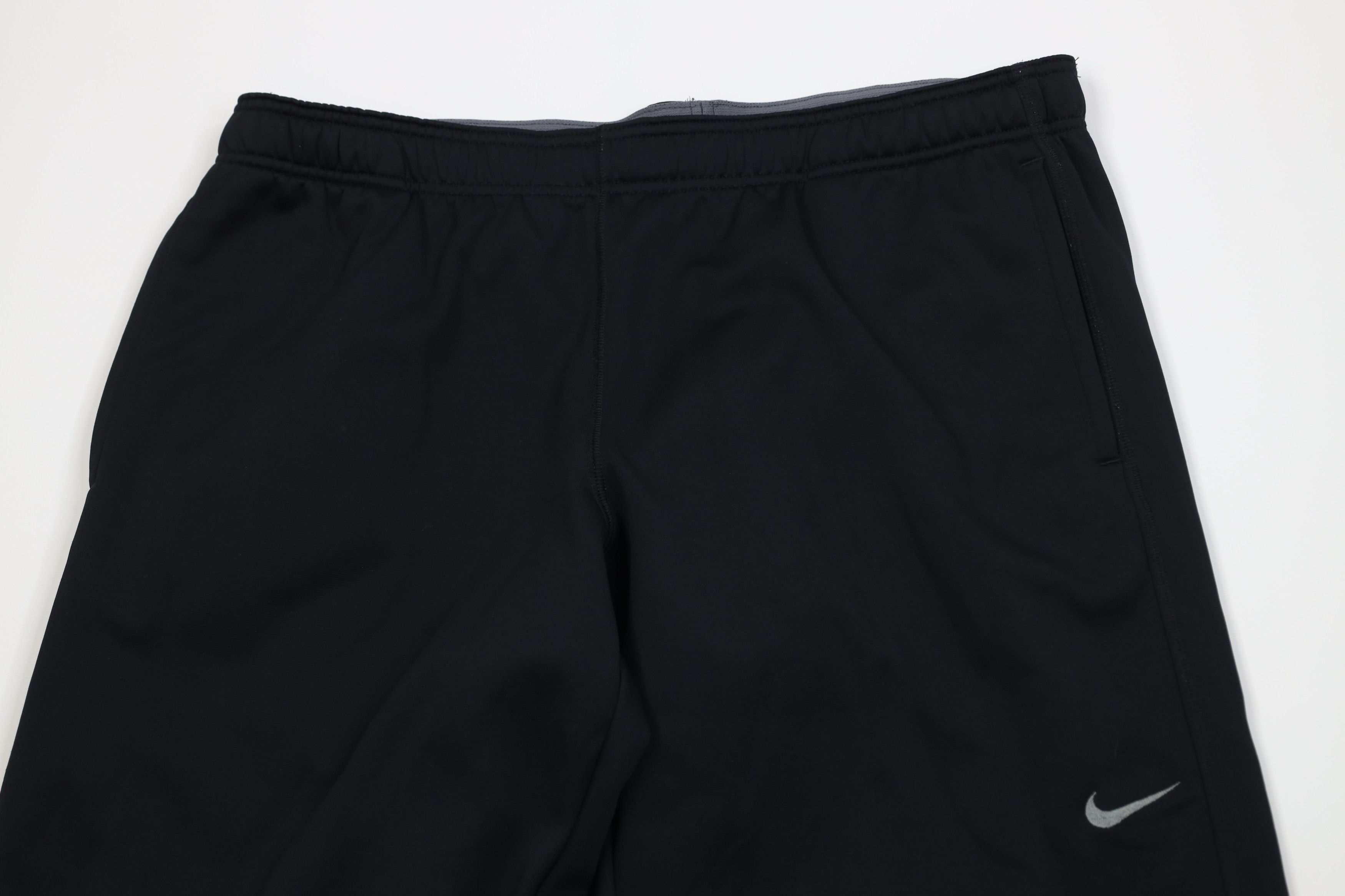 Nike Vintage Y2K Nike Therma Fit Mini Swoosh Wide Leg Sweatpants Size US 38 / EU 54 - 2 Thumbnail
