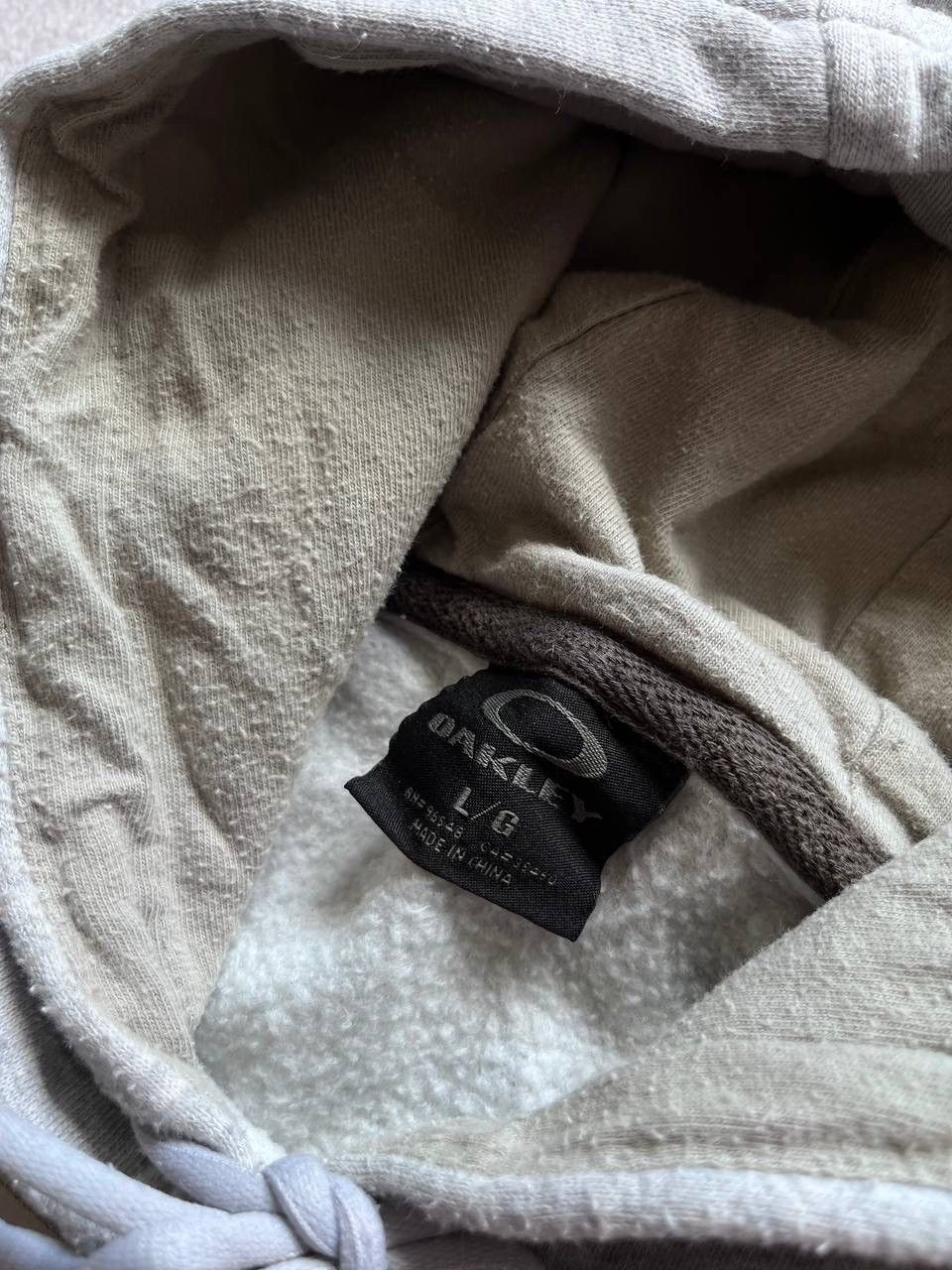 Oakley × Vintage Vintage Oakley Boxy Archival Hoodie Y2K L Size US L / EU 52-54 / 3 - 4 Thumbnail