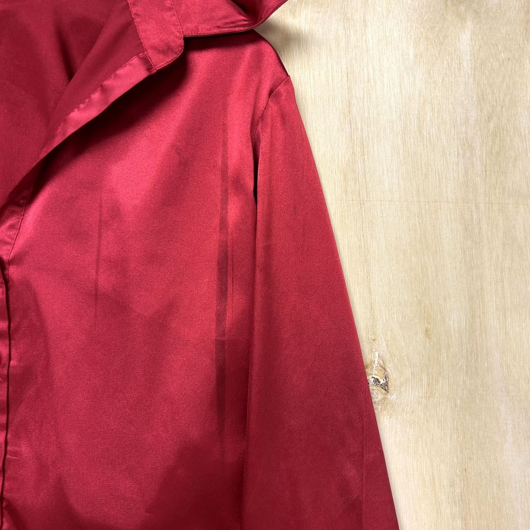 Vintage VINTAGE Anxiety Red Satin Button-Up Blouse Women XL Long Sleeve Collared Top Size XL / US 12-14 / IT 48-50 - 2 Thumbnail