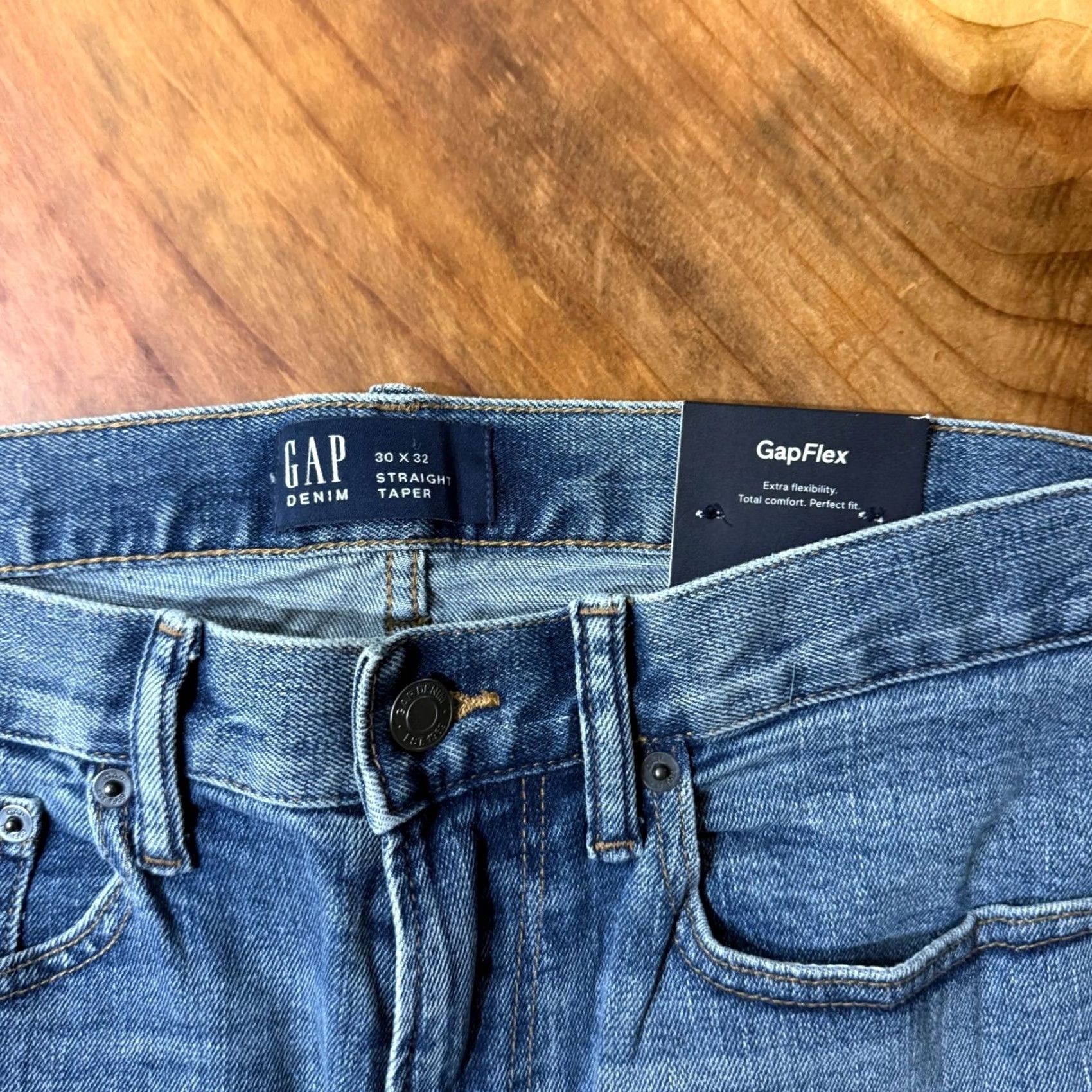 Gap Gap Jeans 30 x 32 Denim Straight Straight Leg Medium Wash Blue Mens Jeans 5-Pocket Style Zip Fly Classic Rise High (GAP) Size US 30 / EU 46 - 4 Thumbnail