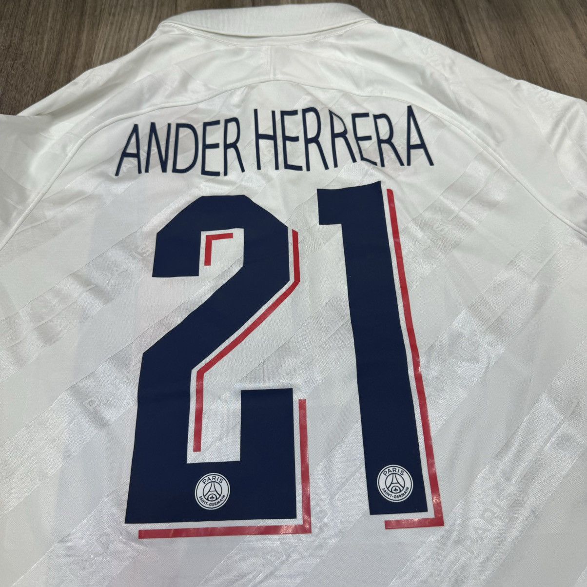 Nike PSG 19/20 C/L away shirt #21 Ander Herrera Size US M / EU 48-50 / 2 - 4 Thumbnail