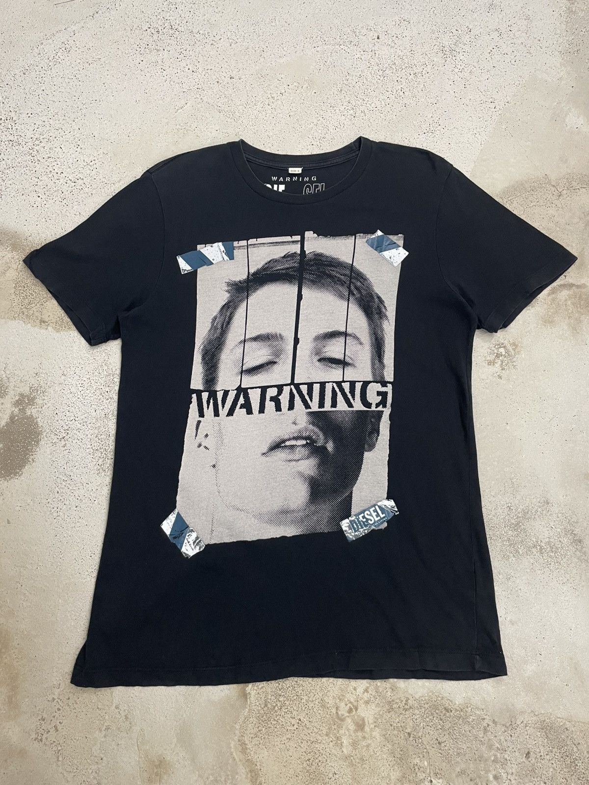 Designer Diesel Warning Man Of Successful Living Potrait Size US S / EU 44-46 / 1 - 3 Thumbnail